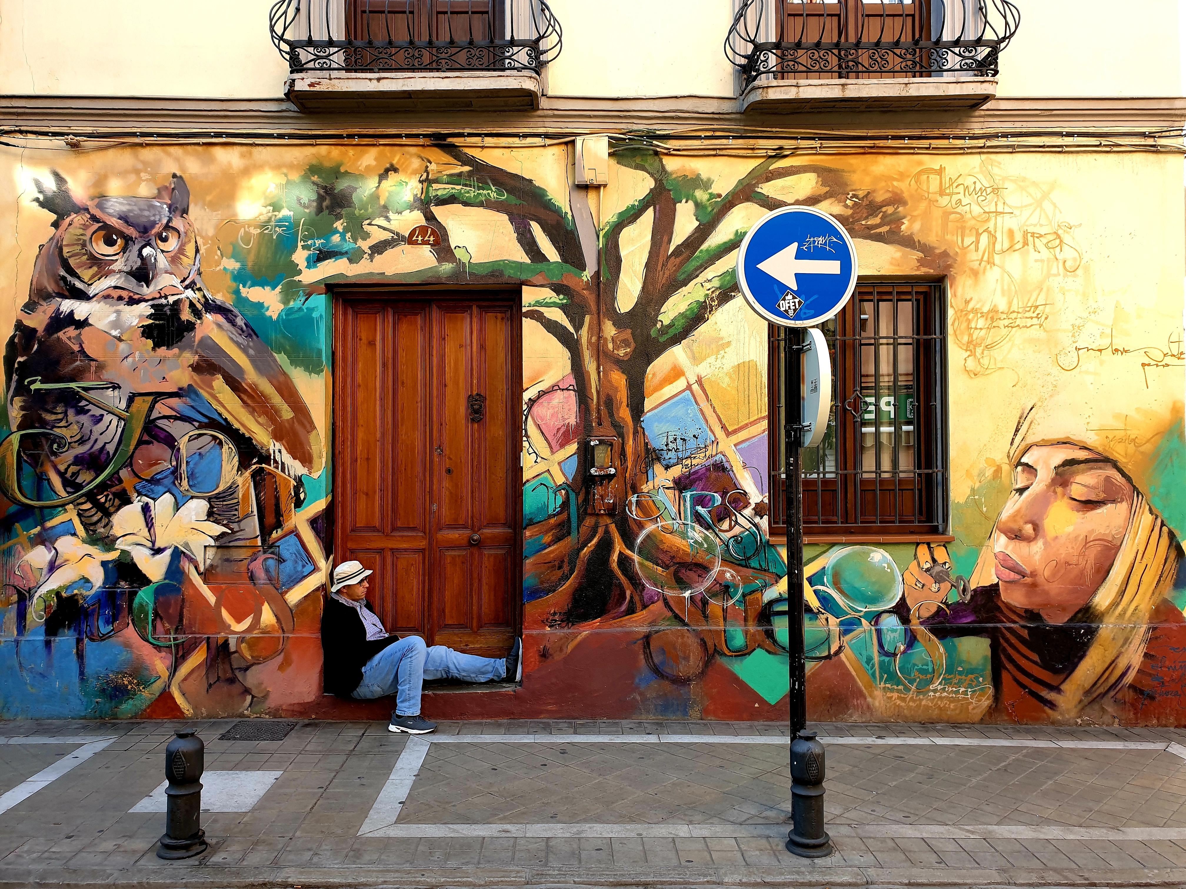 Street Art & Cave Houses Walking Tour