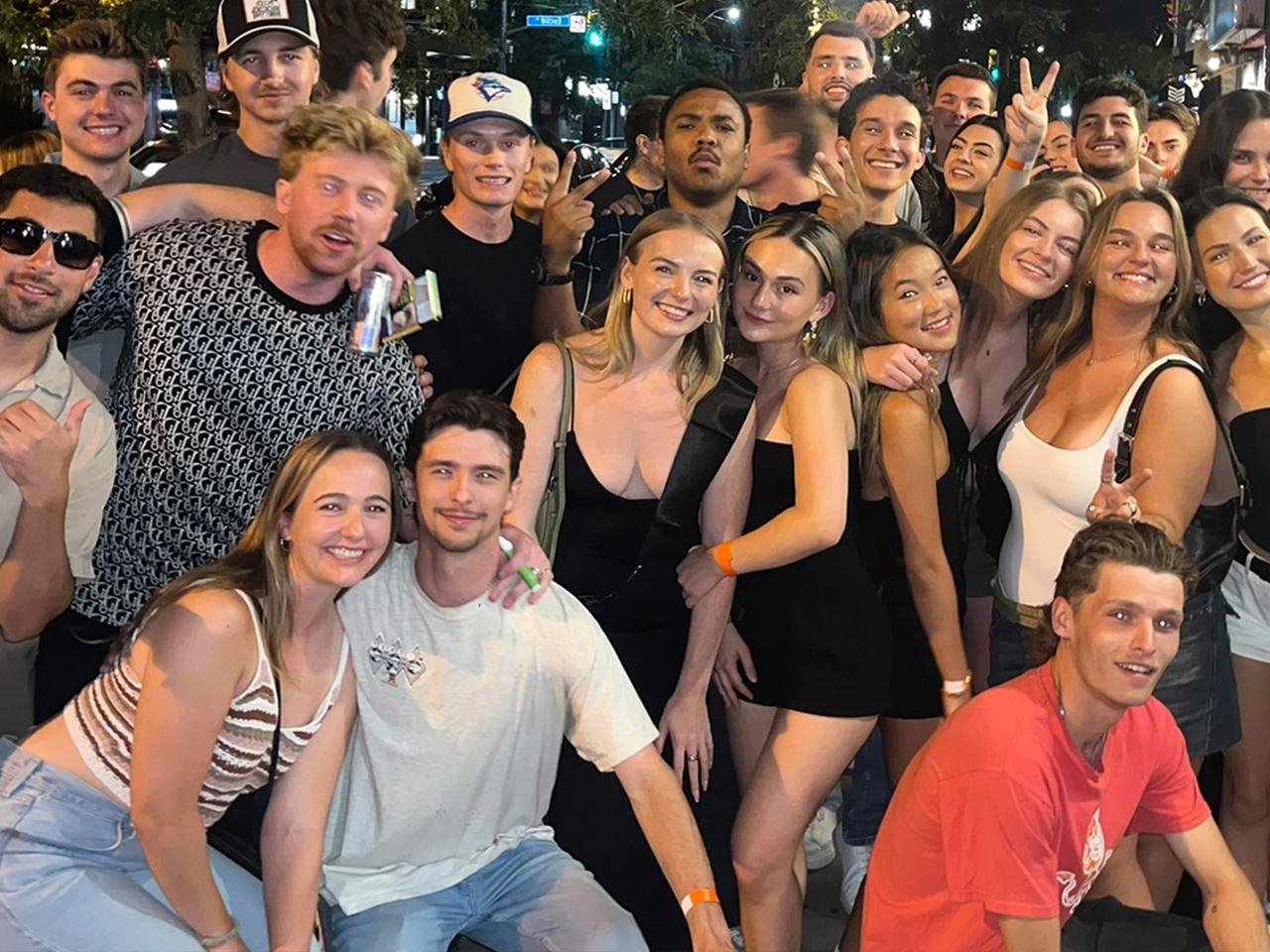 Toronto Nightlife Pub Crawl