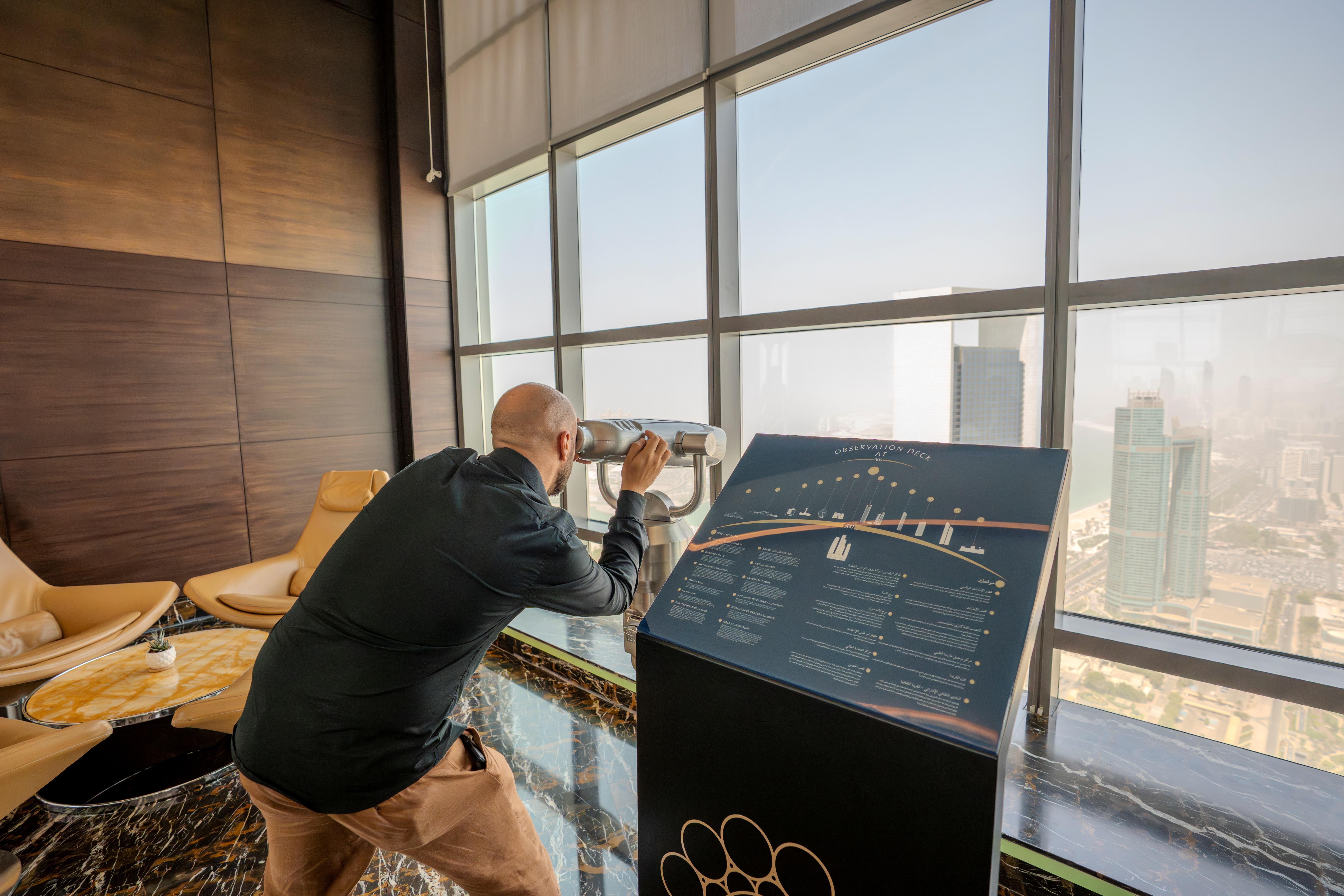 Abu Dhabi Day Trip from Dubai: Grand Mosque, Presidential Palace & More