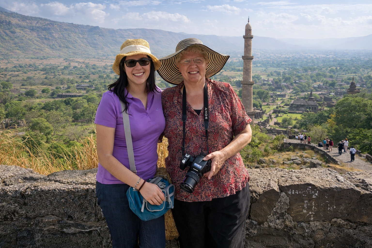 Aurangabad: 2-Day Ajanta & Ellora Caves Tour with Entry Tickets
