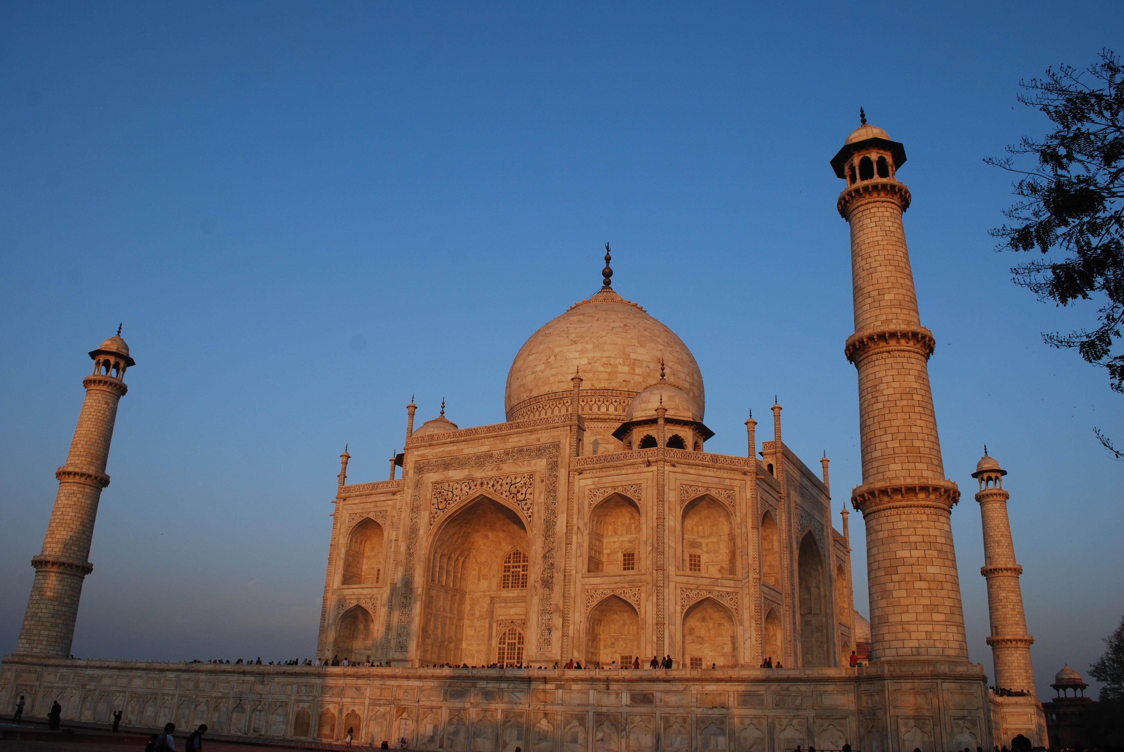 Taj Mahal & Mathura Private Day Tour from Delhi
