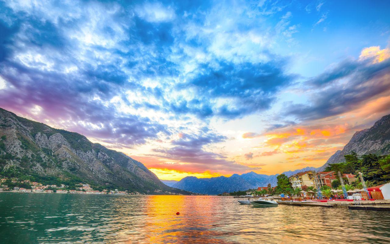 Kotor: Private VIP Speedboat Charter to Blue Cave