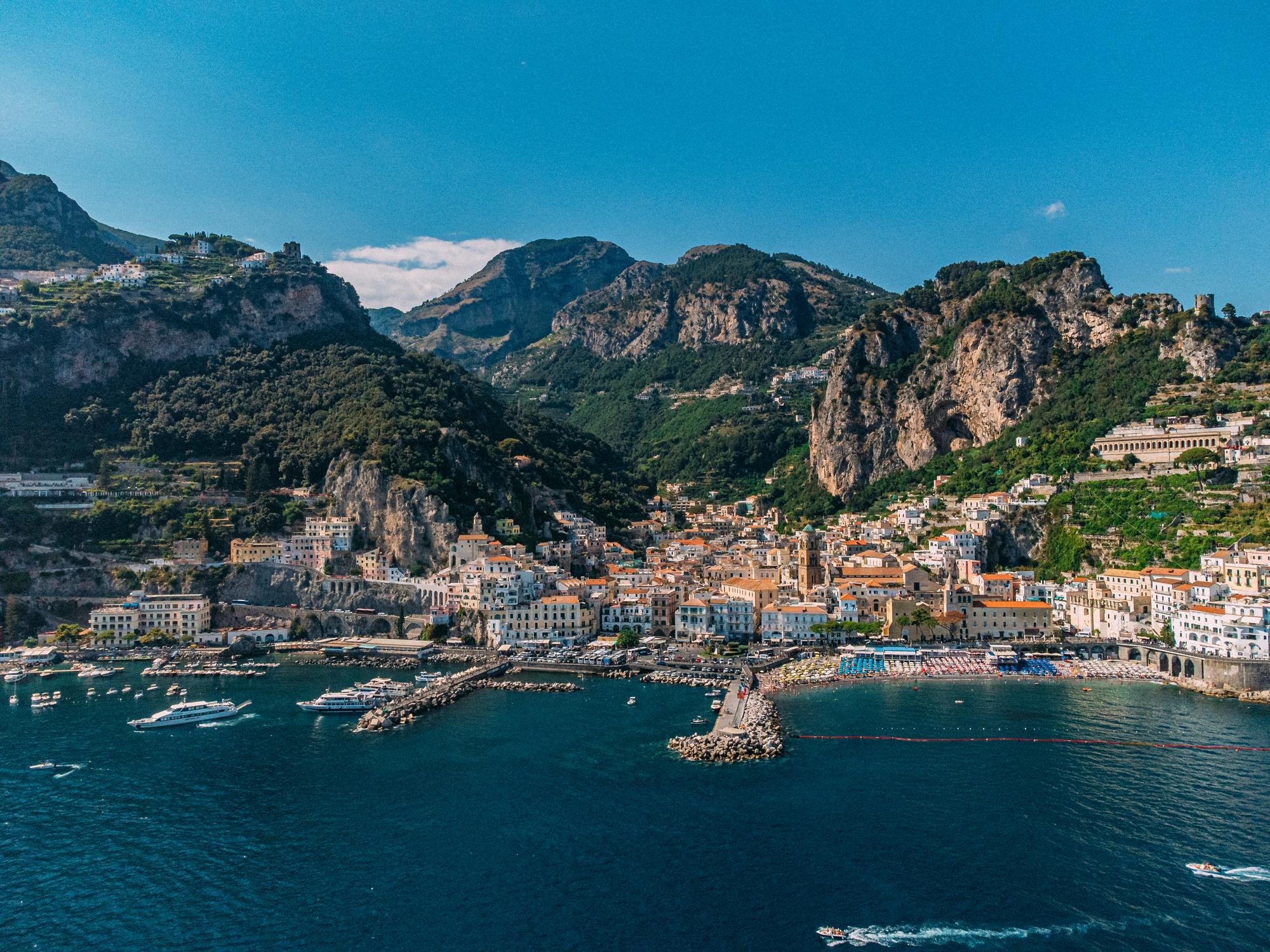 Amalfi Coast Small-Group Boat Tour from Positano with Swimming Stop