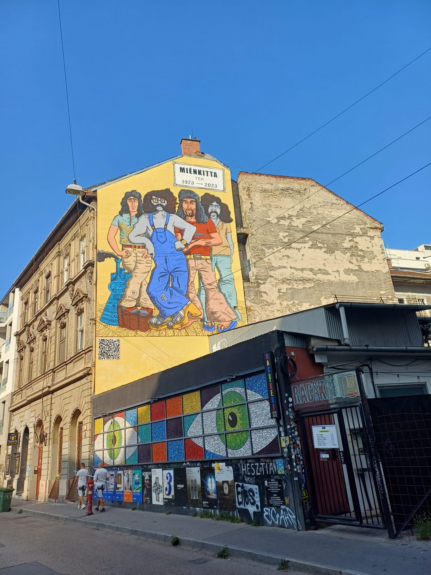 Jewish Quarter Walking Tour with Coffee