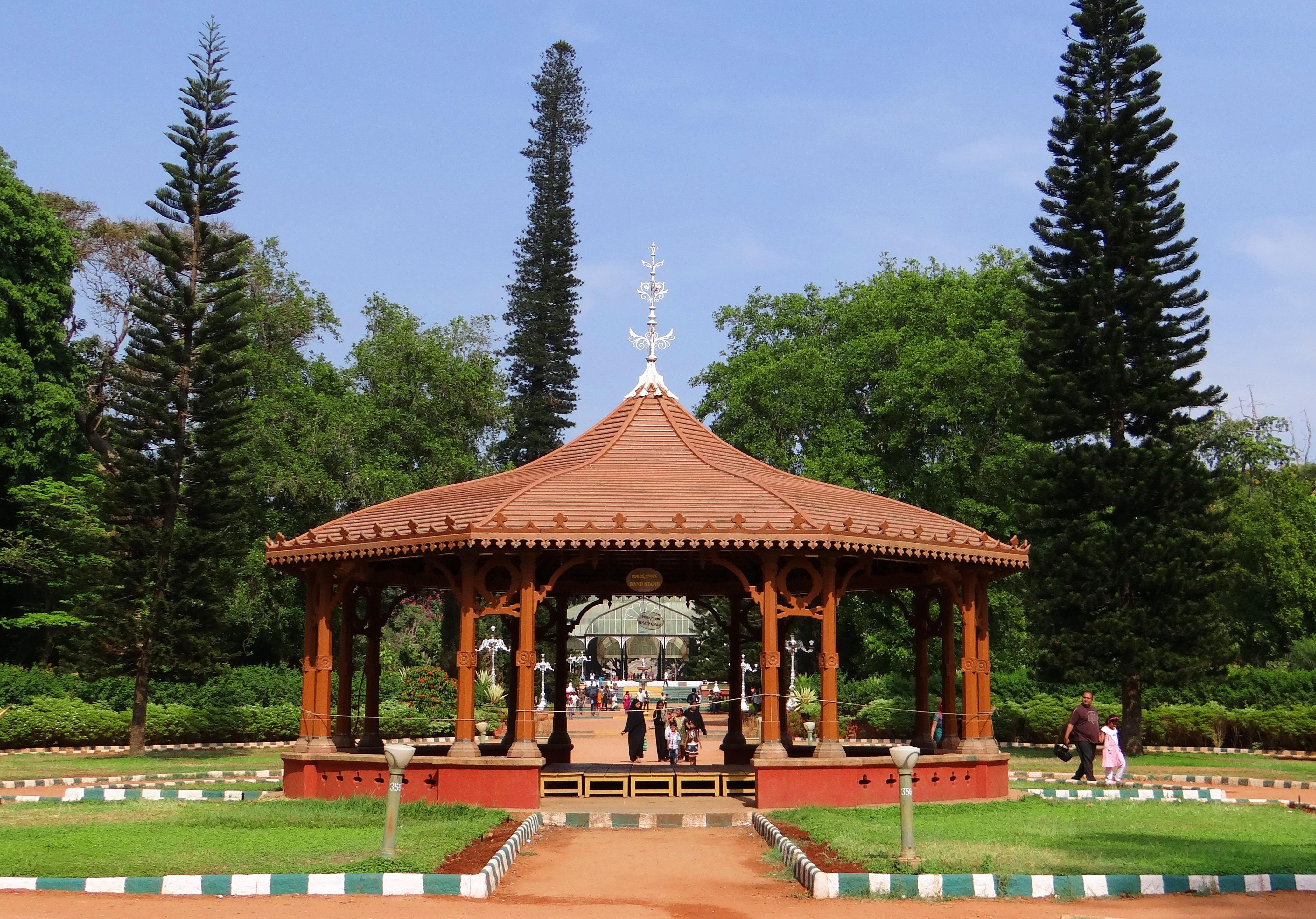 Tour de la esencia matutina de Bangalore: Mercado de flores, Lalbagh e ISKCON