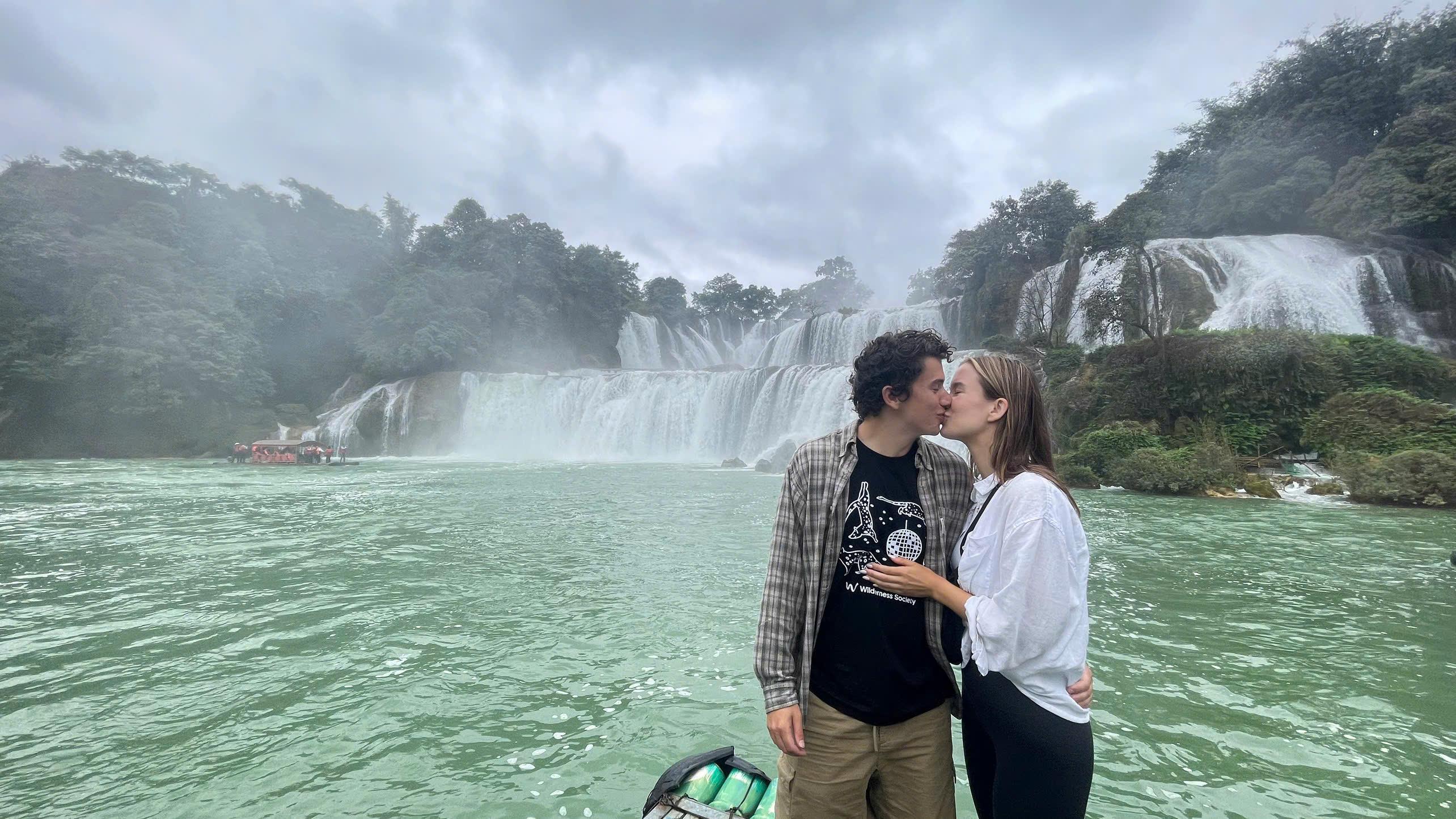 3-Day Ban Gioc Waterfall & Cao Bang Cultural Adventure