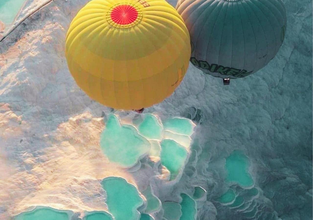 Pamukkale Sunrise Hot Air Balloon Experience