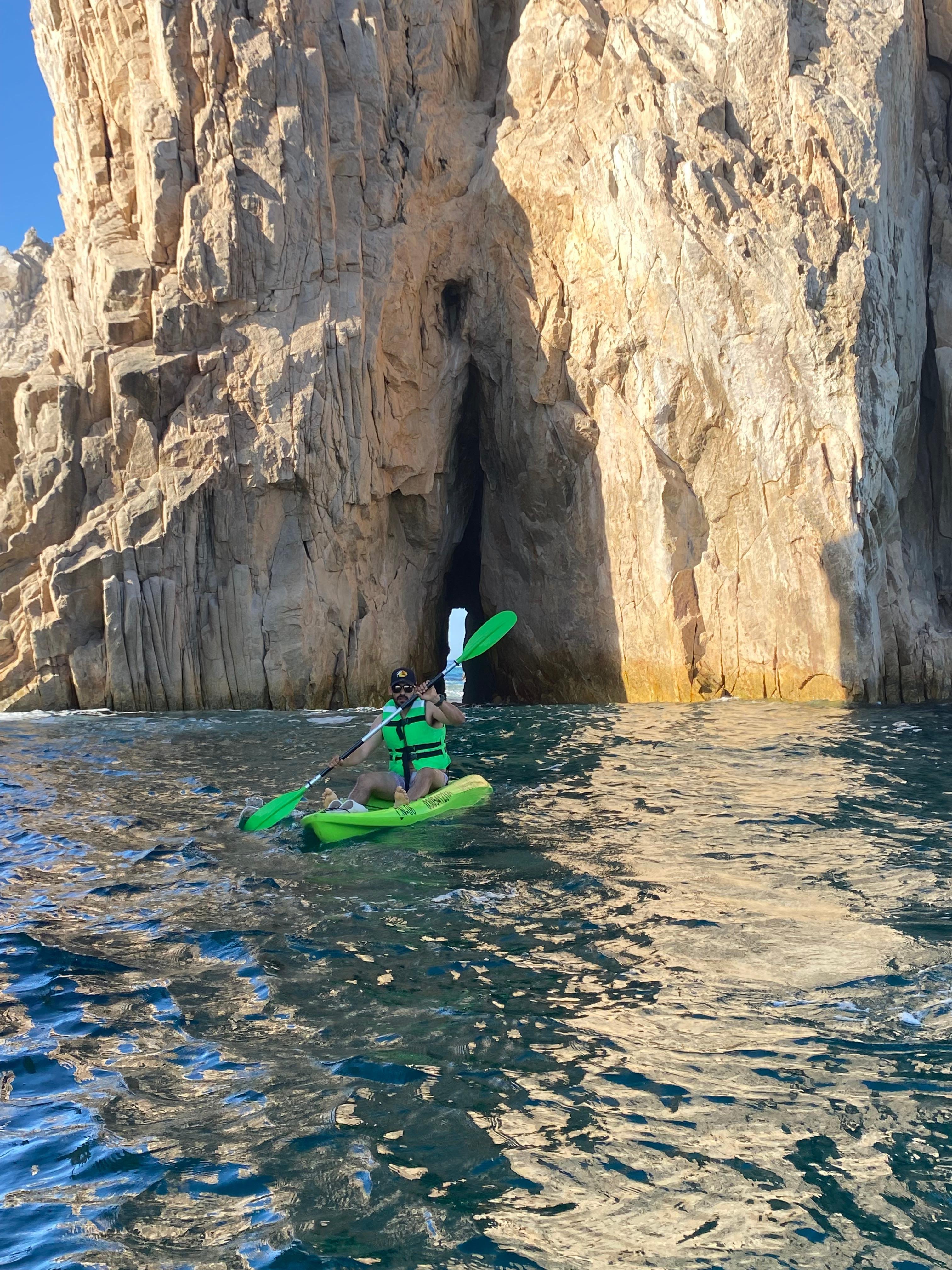 Cabo San Lucas: Paddle Board or Kayak & Snorkel Adventure