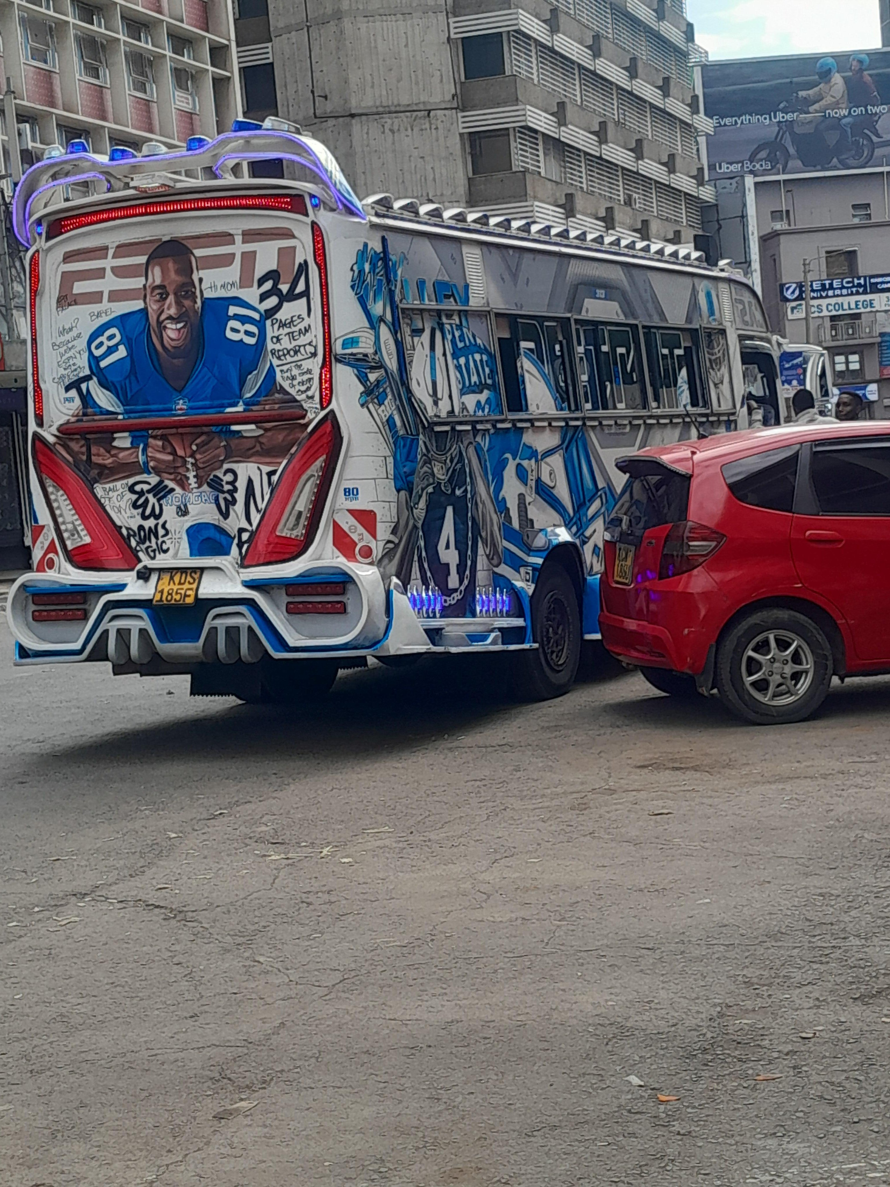 Nairobi Hidden Gems: Walking Tour of History & Local Markets