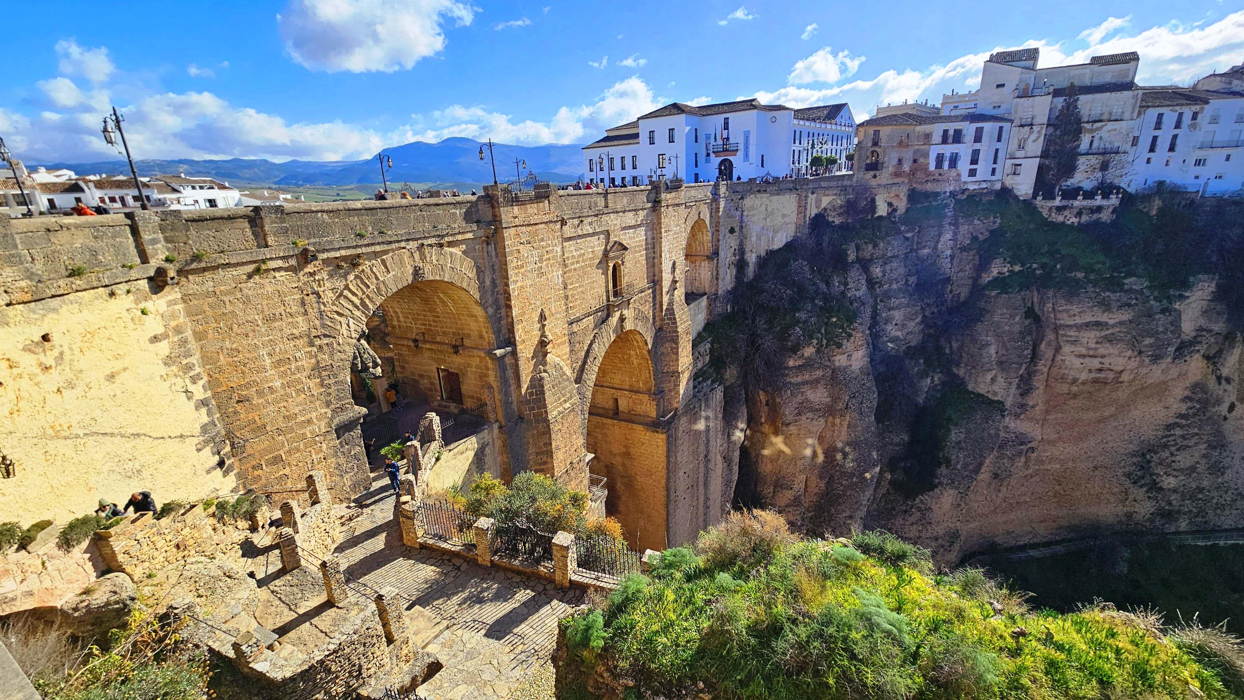 Ronda & Setenil de las Bodegas Day Trip from Málaga