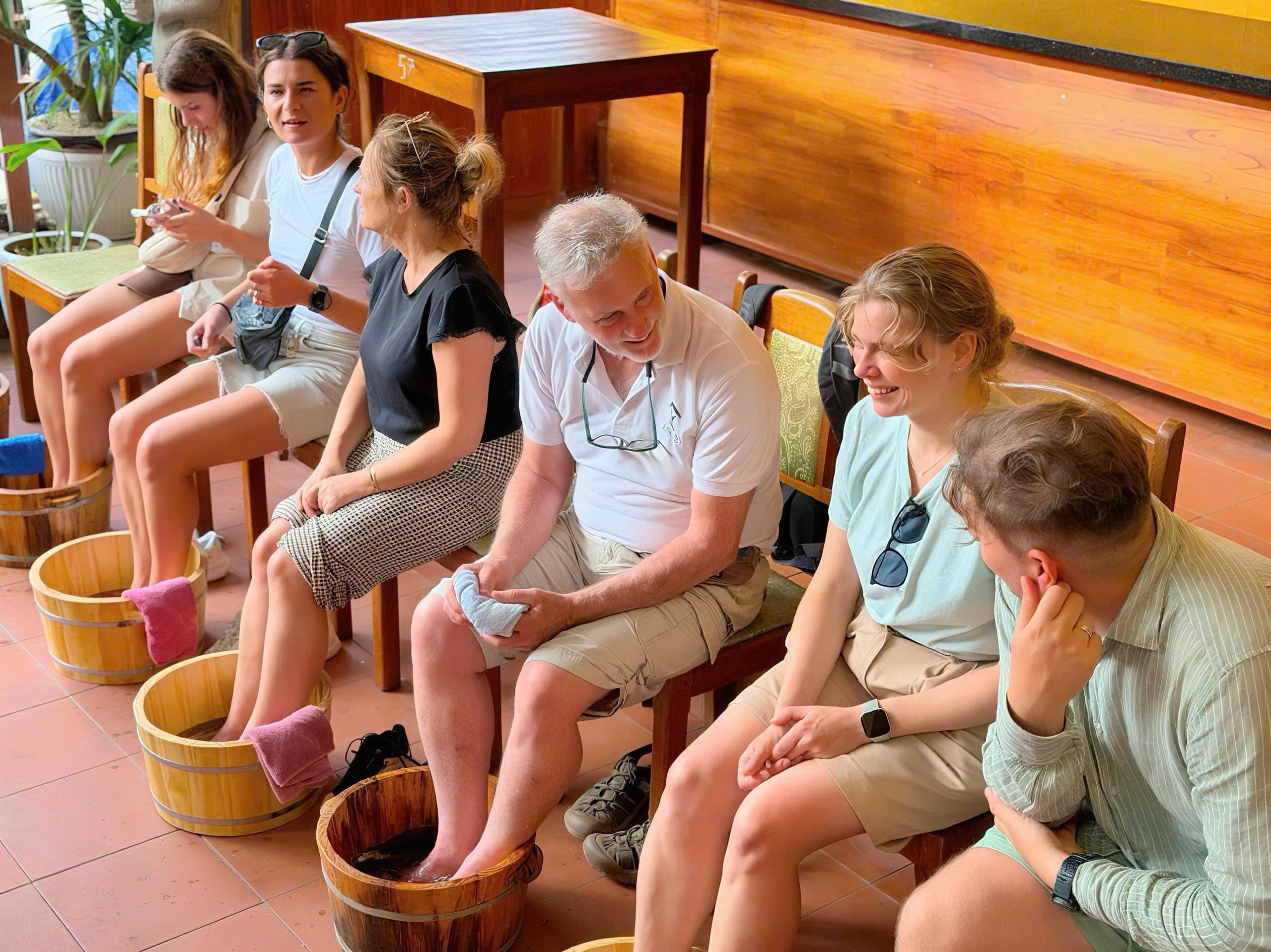 Da Nang to Hue Imperial Heritage Train Journey