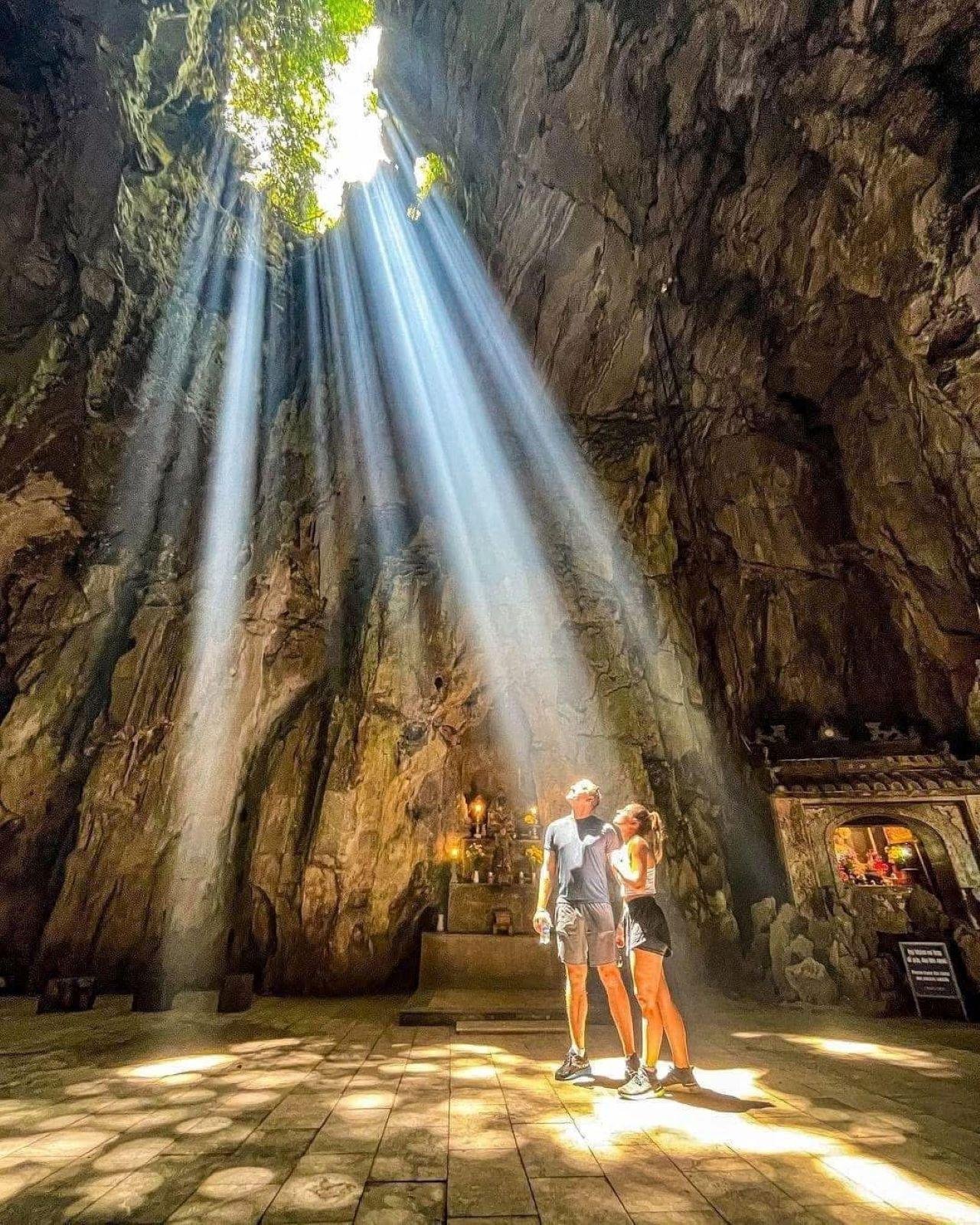 Hue to Hoi An Private Transfer via Hai Van Pass