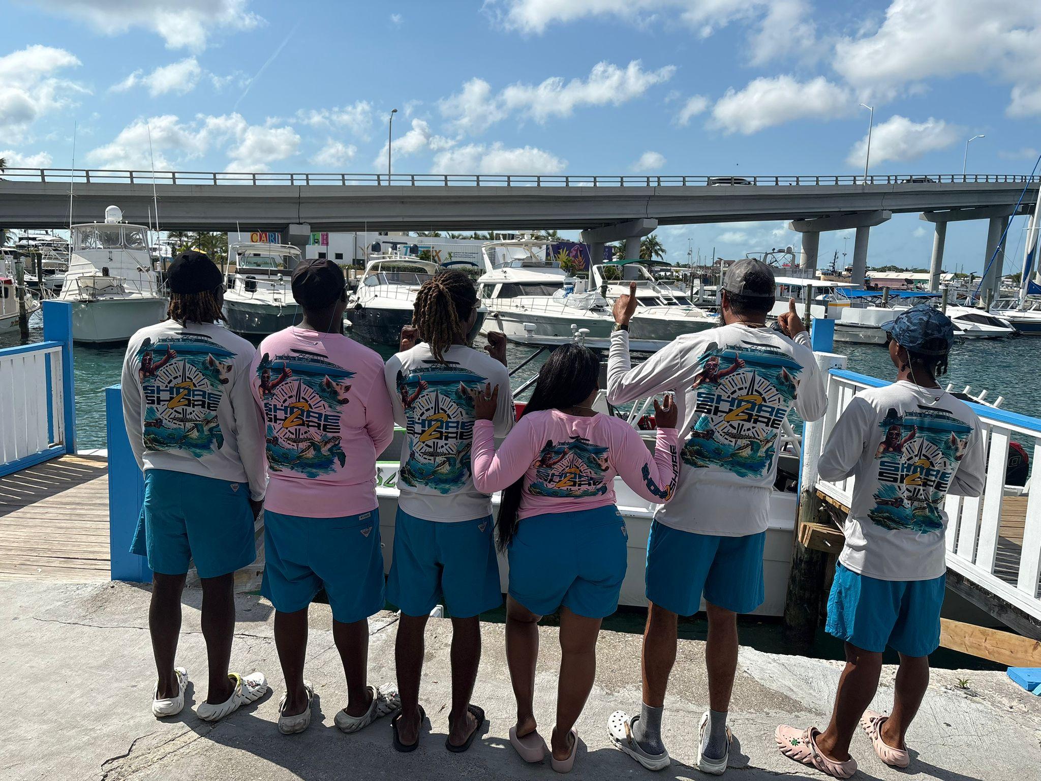 Nassau 3-Island Speedboat Adventure: Pigs, Turtles & Snorkeling