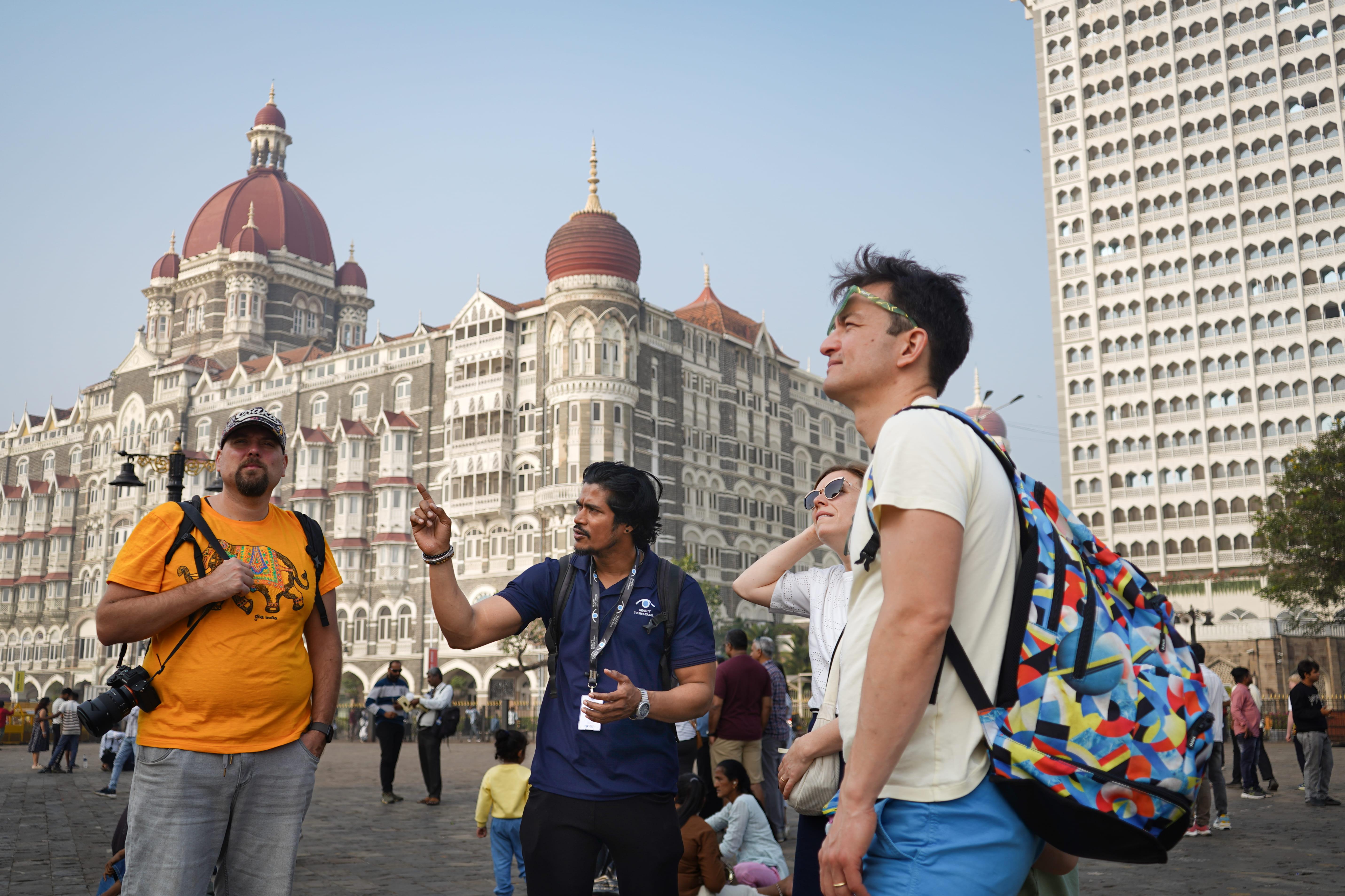 Colonial Bombay Fort Historic Walking Tour