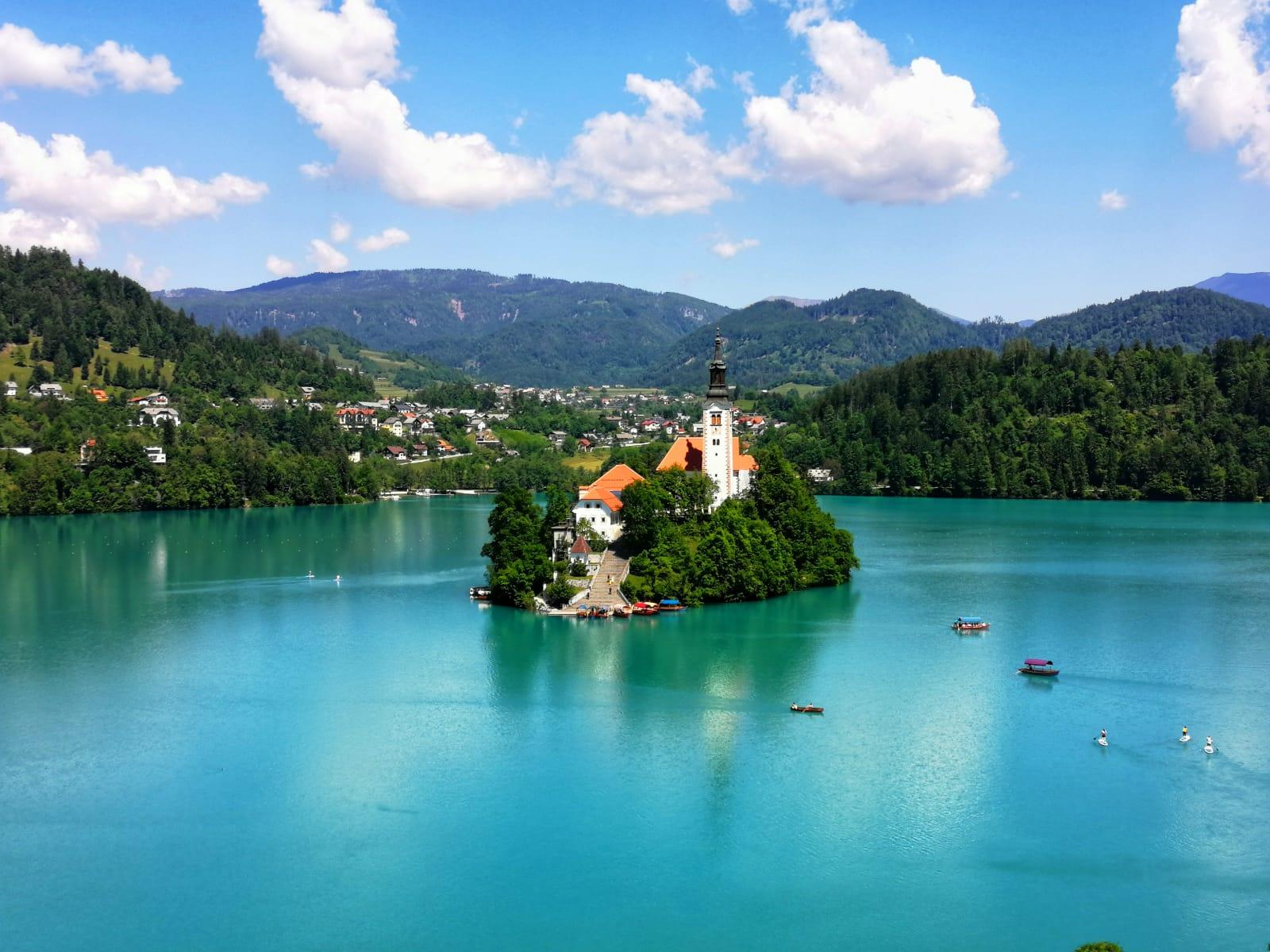From Ljubljana: Lake Bled Small Group Tour (Castle&Island)