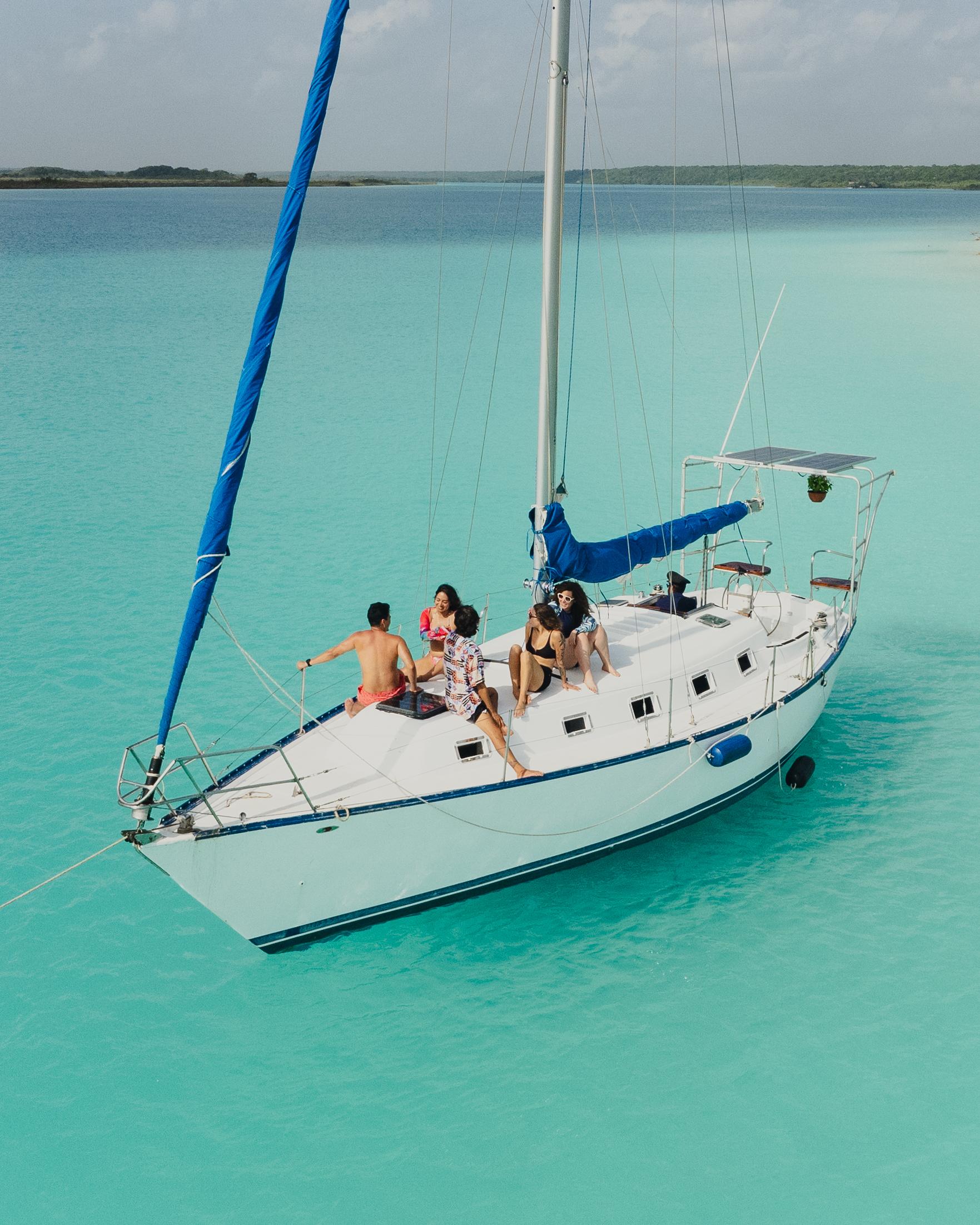Bacalar Lagoon Sailing Experience with Open Bar & Lunch