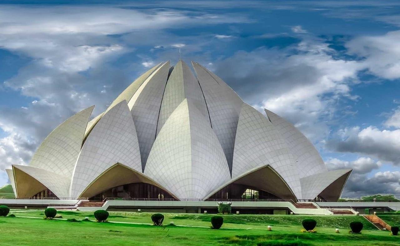 Old & New Delhi Full-Day Private Tour: Hidden Lanes & Iconic Landmarks