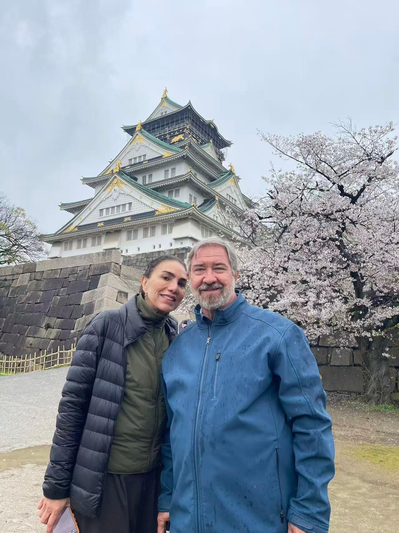 Osaka Custom Private Tour by Luxury Vehicle