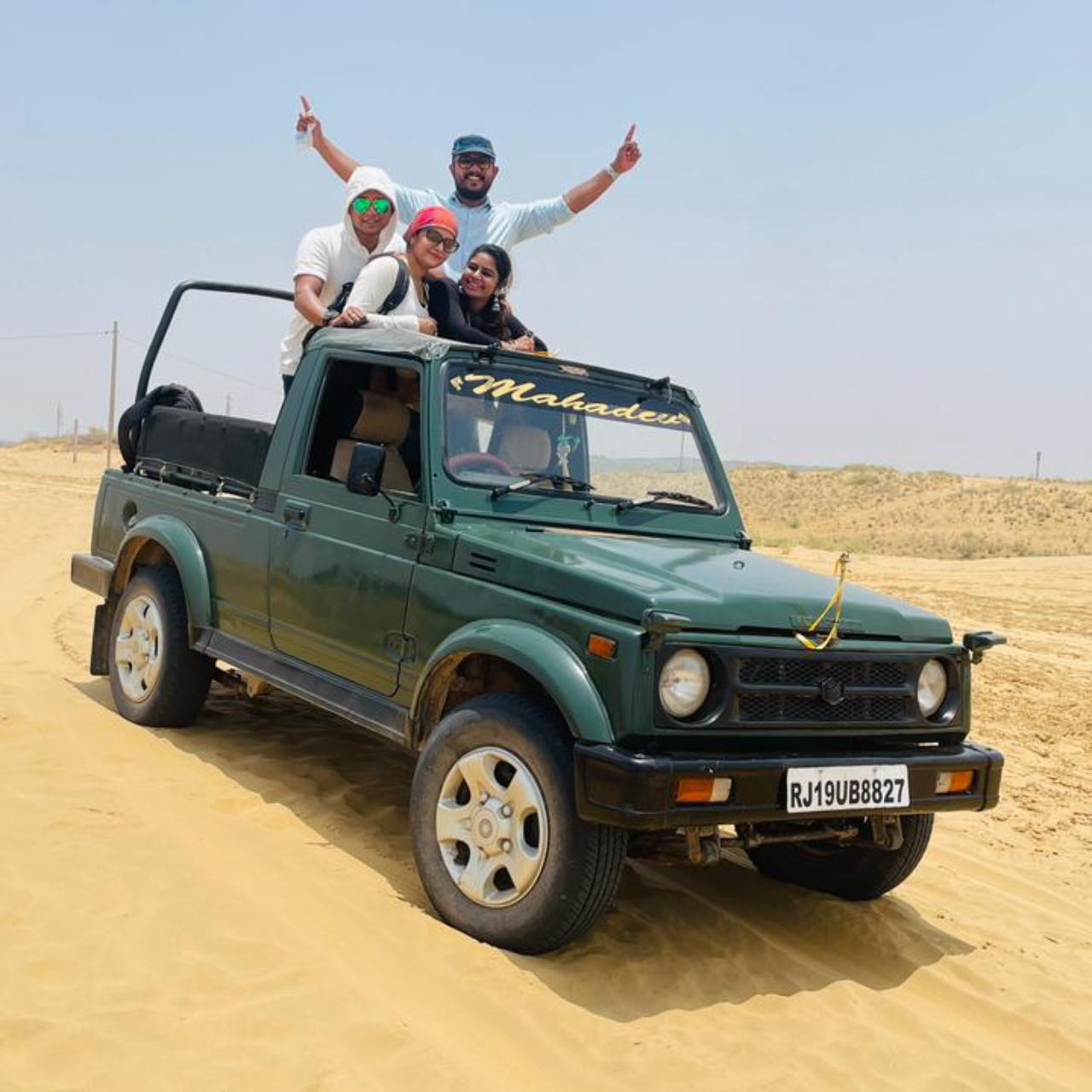 Jodhpur: Thar Desert Camel & Jeep Safari with Traditional Dining