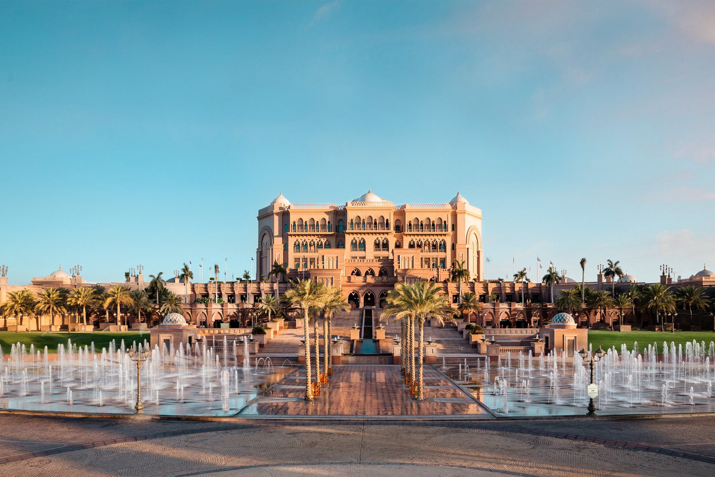 Abu Dhabi Premium Full-Day Tour from Dubai