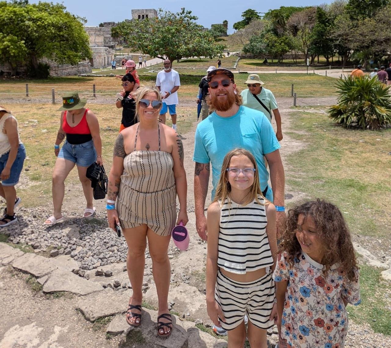 Tulum Archaeological Zone: Expert-Led Walking Tour
