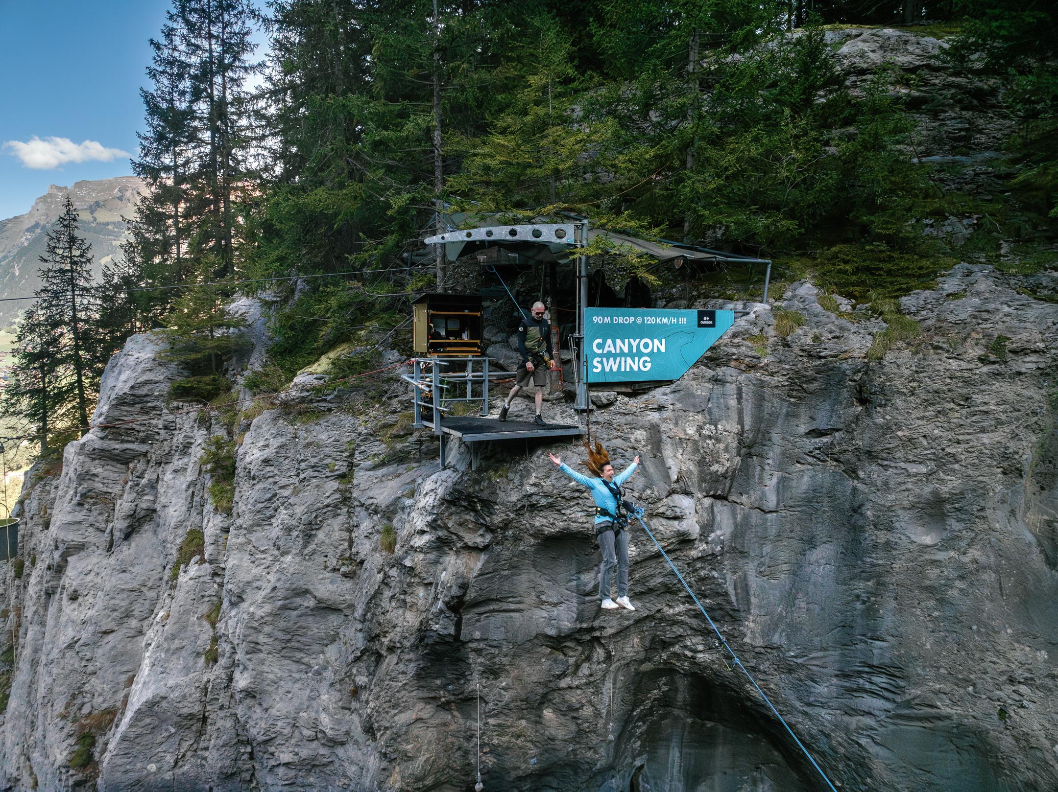 Grindelwald Canyon Swing Experience