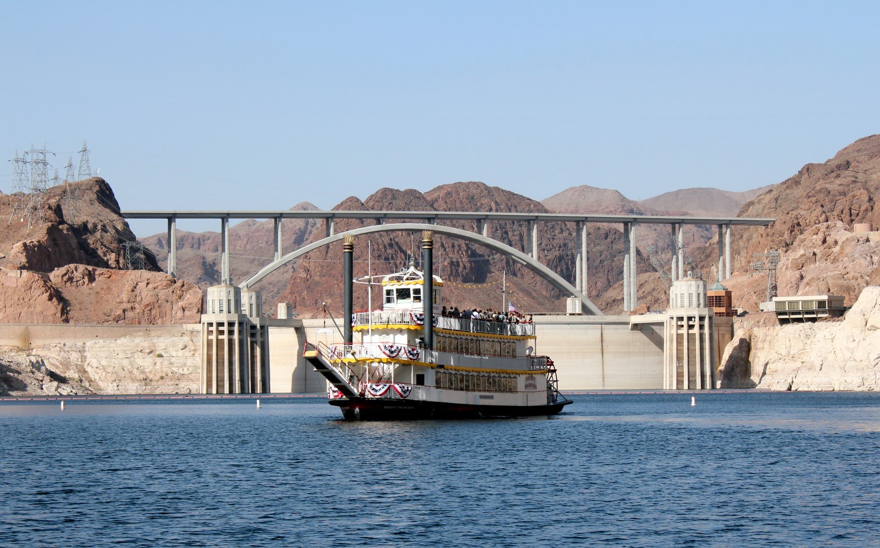 Hoover Dam & Lake Mead 90-Minute Paddle-Wheeler Cruise
