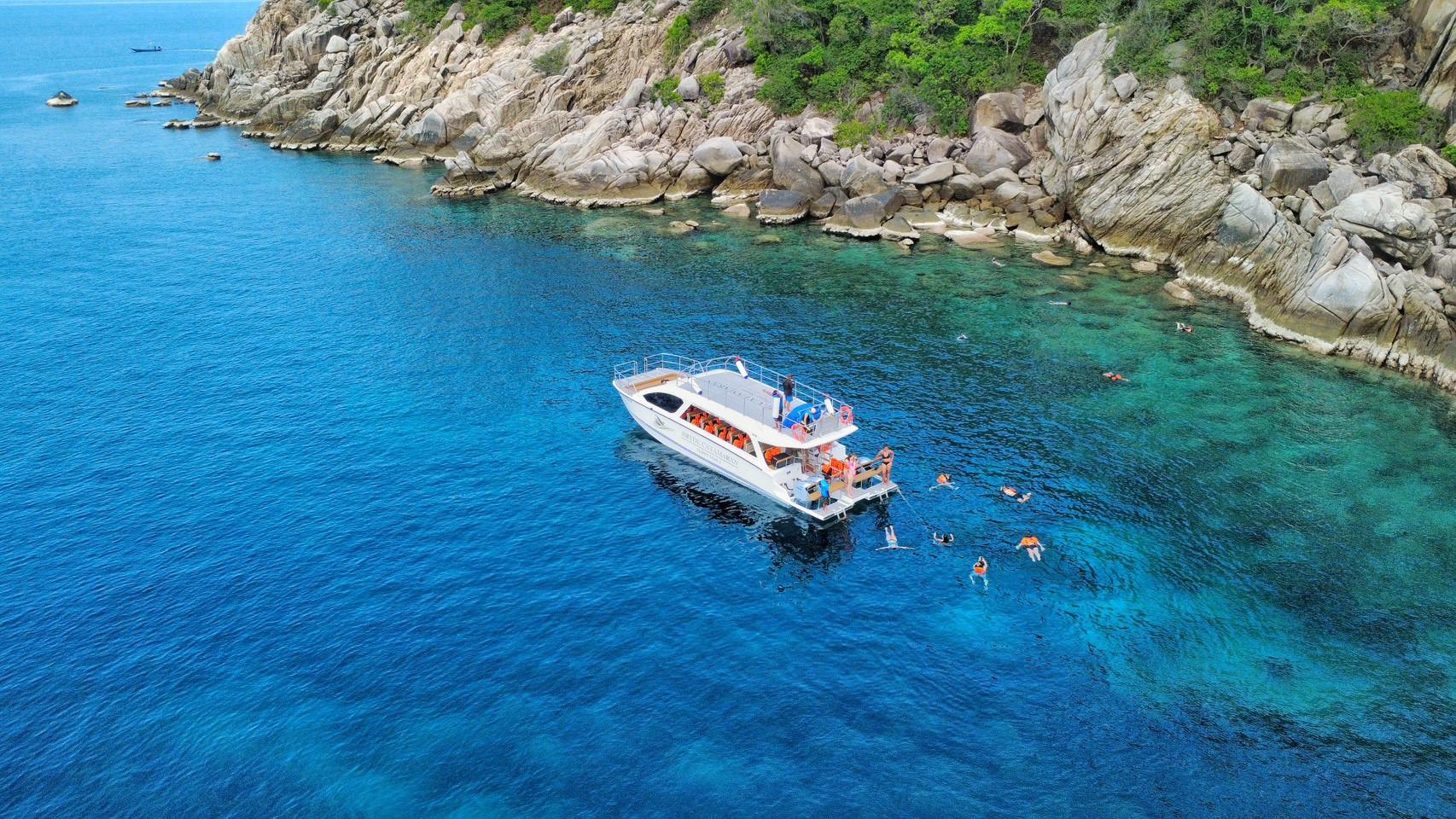 Angthong National Marine Park Premium Catamaran Cruise
