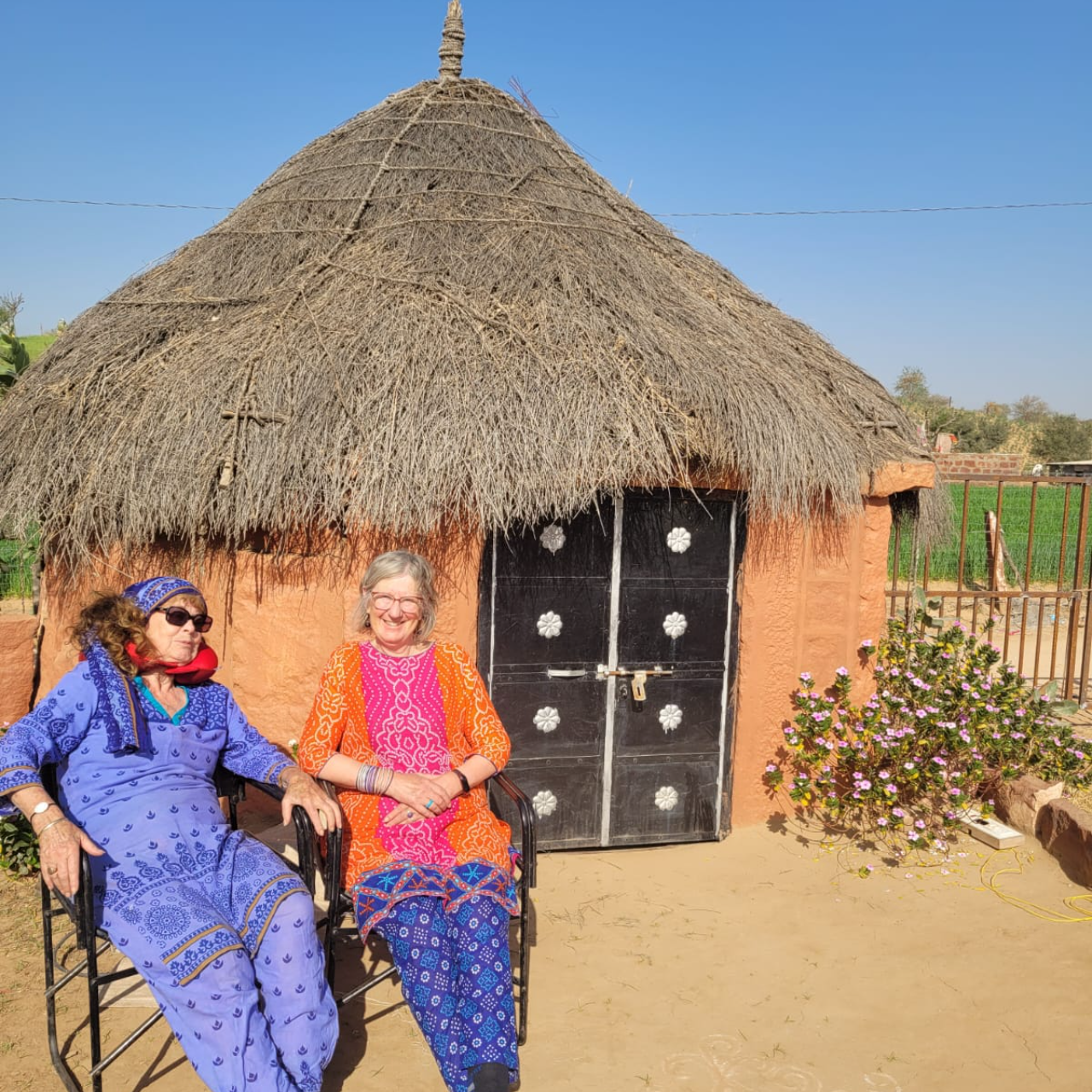 Jodhpur: Thar Desert Camel & Jeep Safari with Traditional Dining
