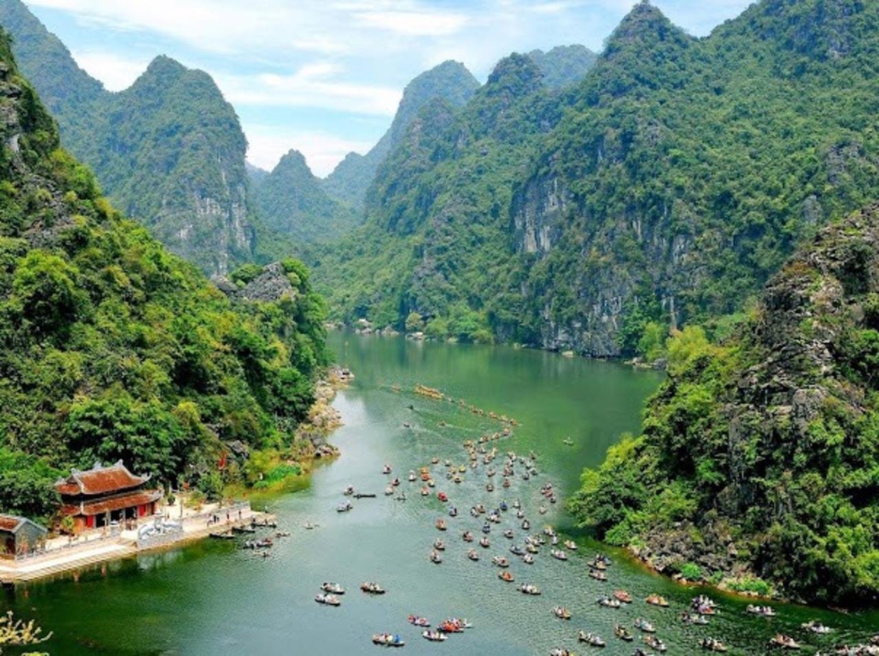 Ninh Binh Full-Day: Trang An Boat, Bai Dinh, Hoa Lu & Mua Cave Sunset
