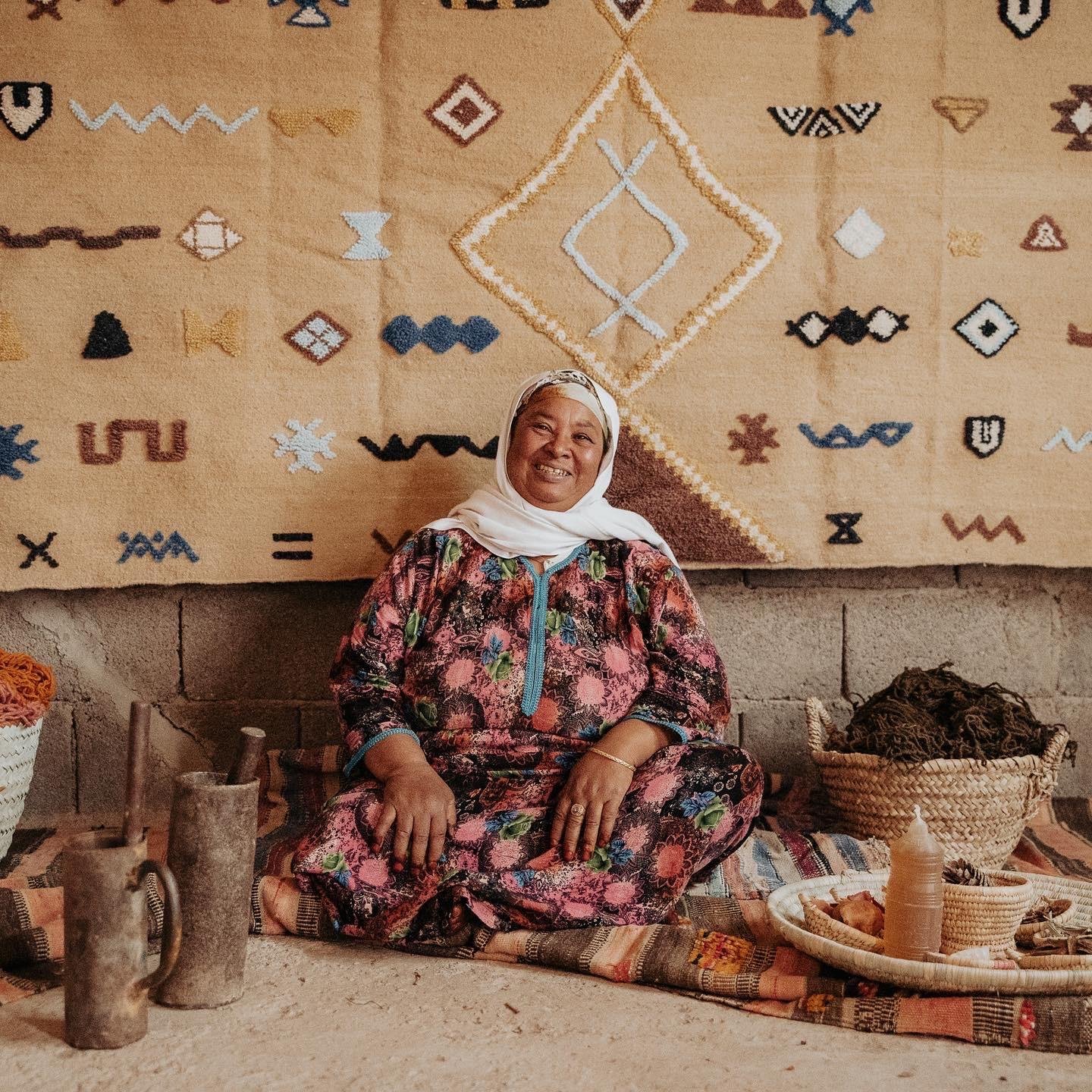 Natural Wool Dyeing Workshop & Souk Exploration in Fez