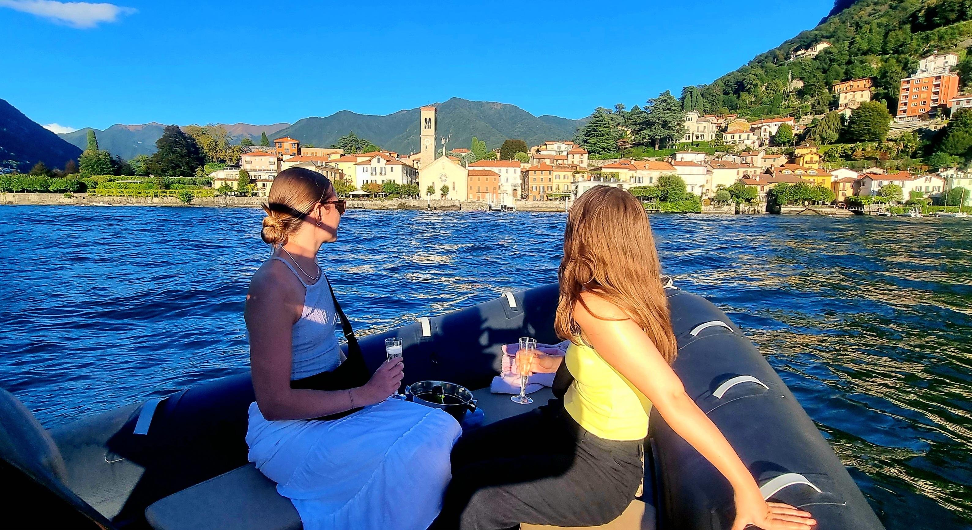 Lake Como boat tour - villa coastline from the water — image 15