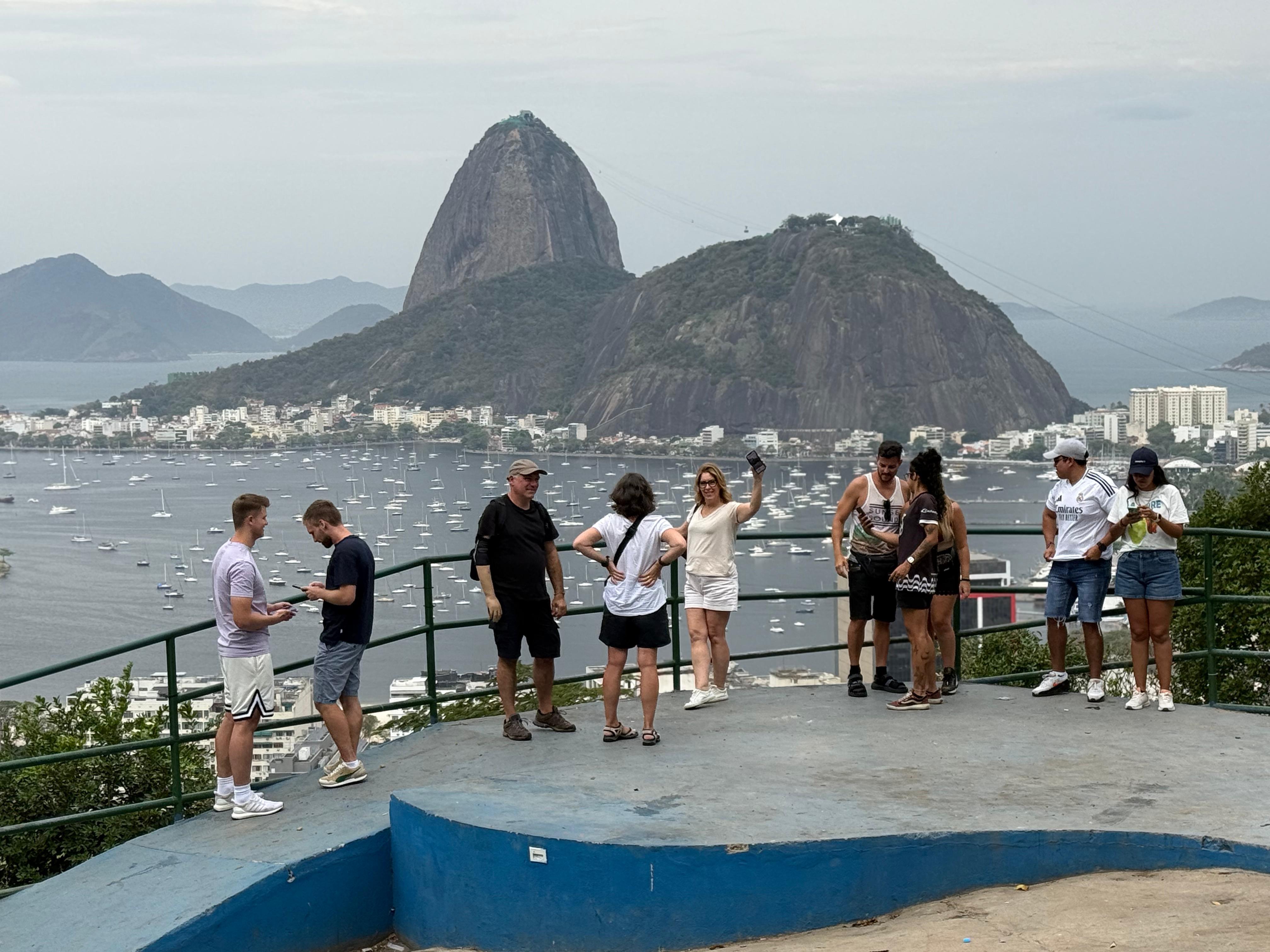 Rio de Janeiro: Santa Marta Favela Guided Walking Tour