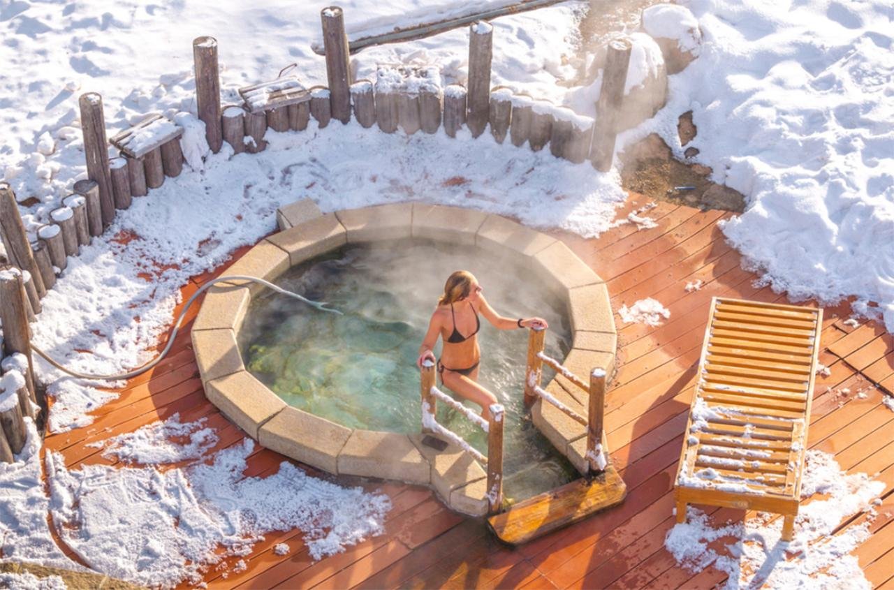 Central Mongolia: Tsenkher Hot Springs 3-Day Guided Tour