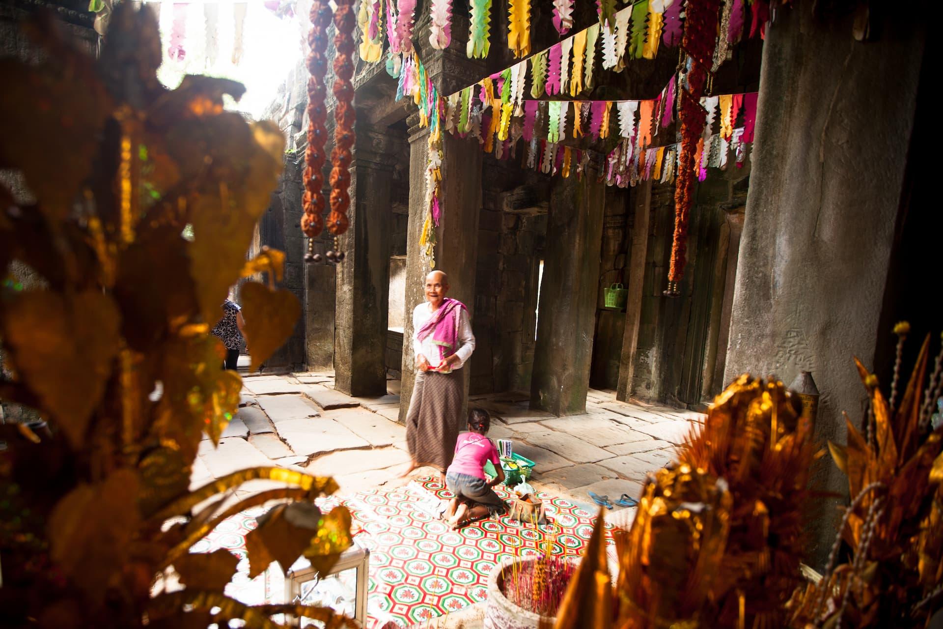 Siem Reap: Full-Day Angkor Temple Cycling Adventure