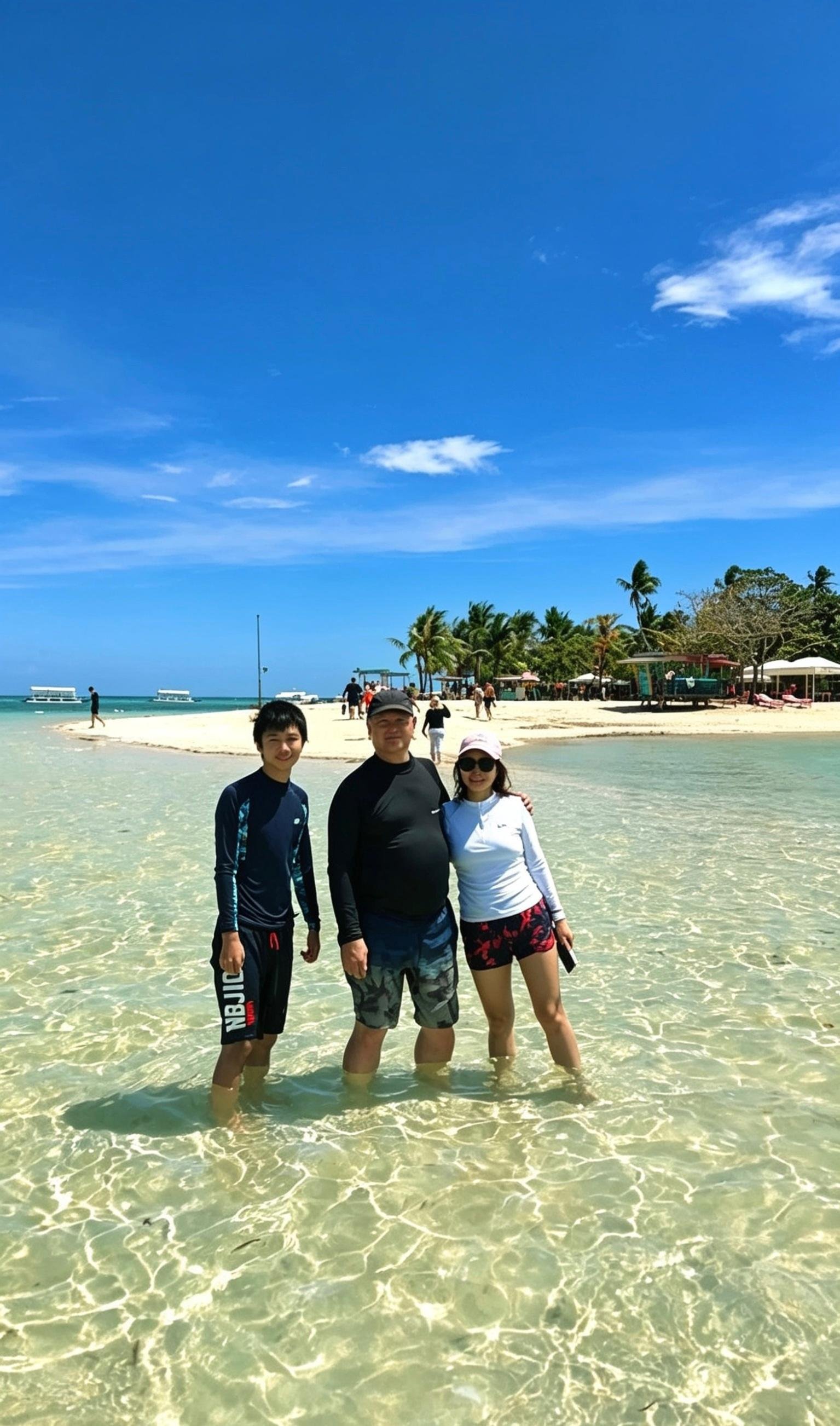 Mactan Island Hopping Boat Tour with Lunch