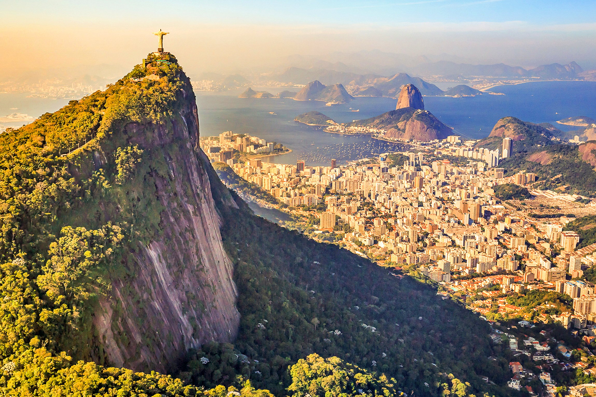 Rio City Highlights: Christ the Redeemer, Sugarloaf & Brazilian BBQ
