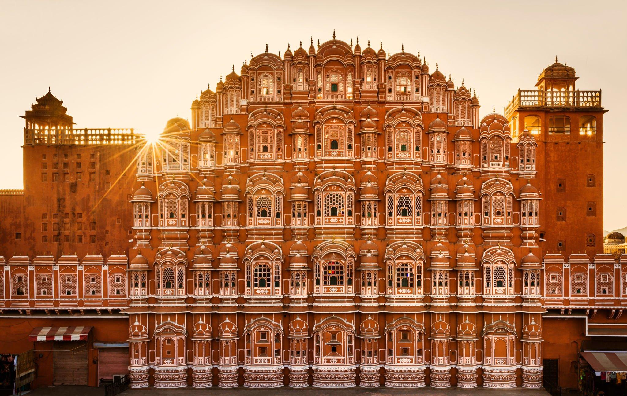 Private Delhi to Jaipur Day Tour: Amber Fort, City Palace & More