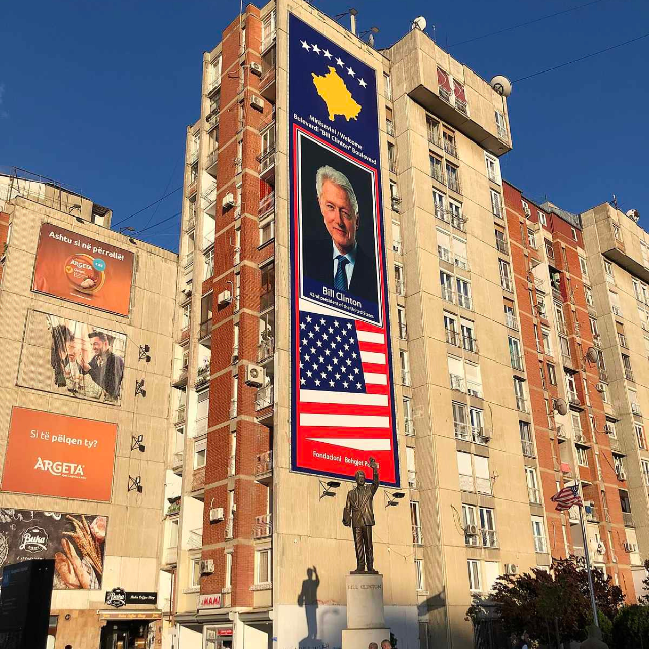 Pristina Discovery: Full-Day Guided Tour from Skopje