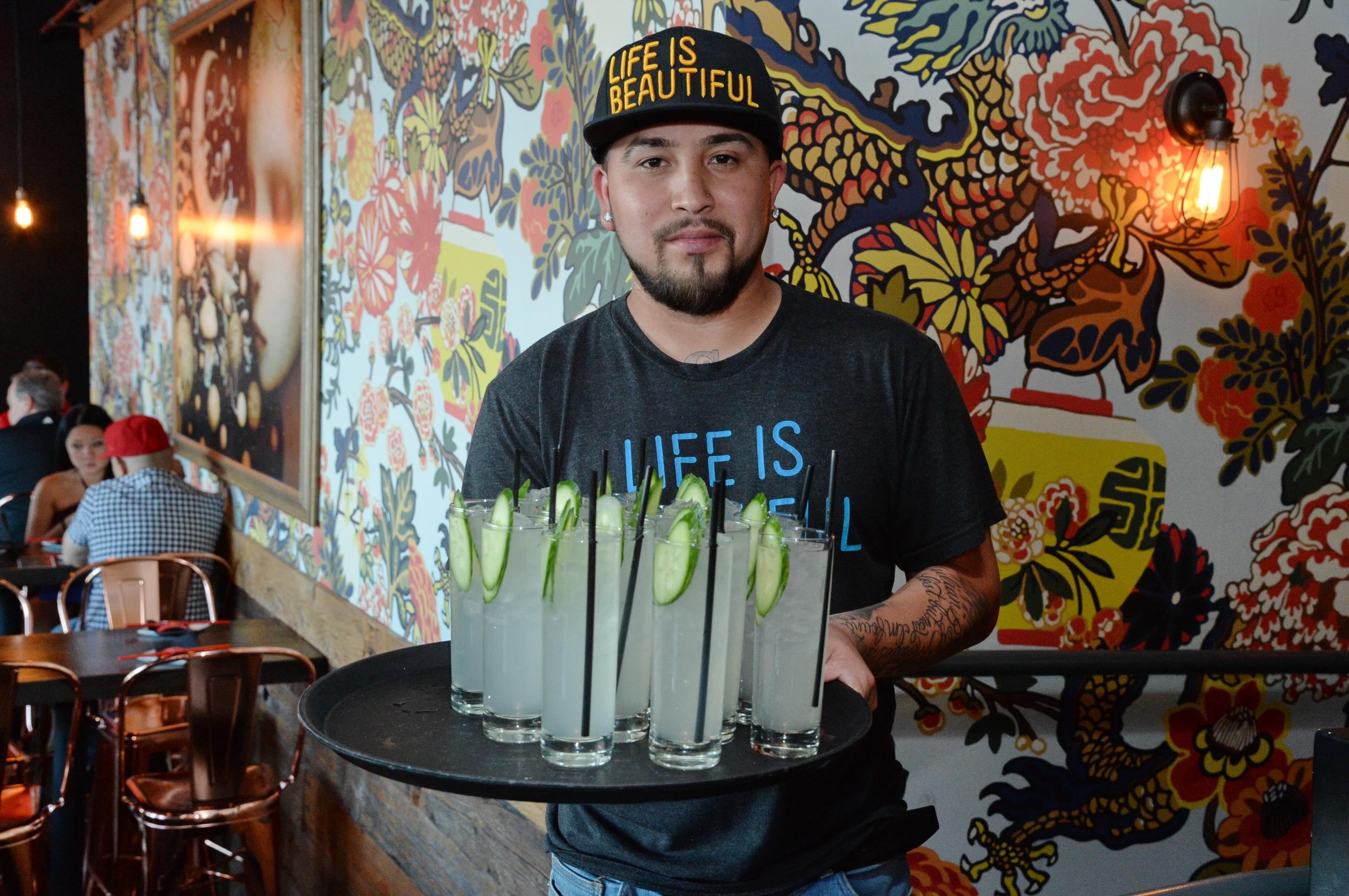 Las Vegas: Downtown Guided Food & Walking Tour