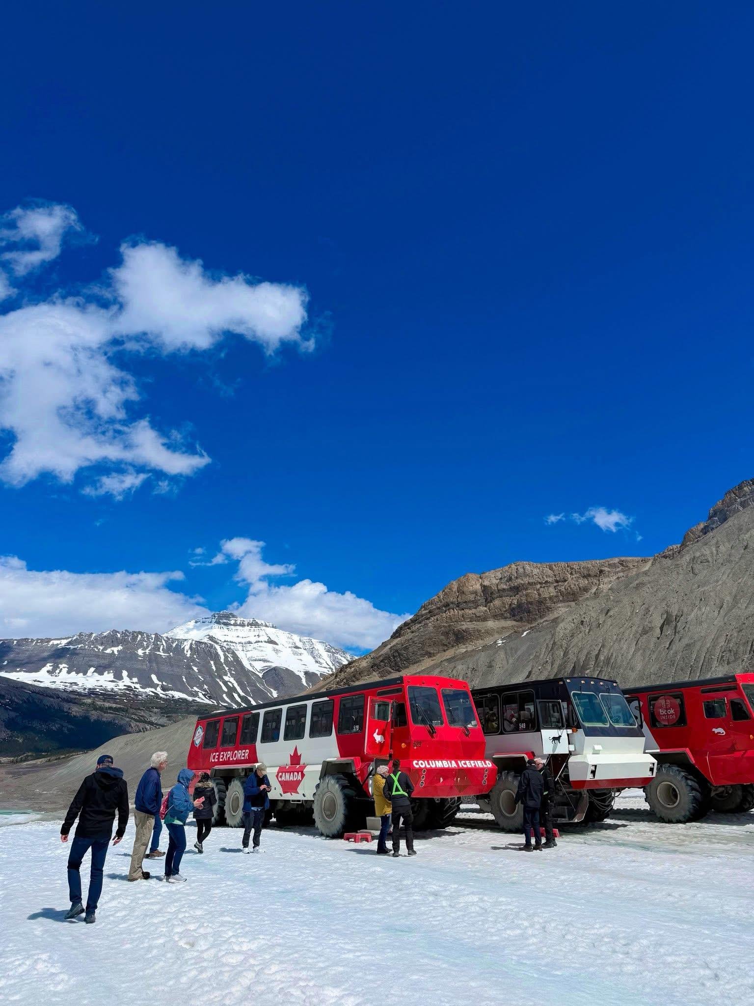 Columbia Icefield & Glacier Lakes Full-Day Tour