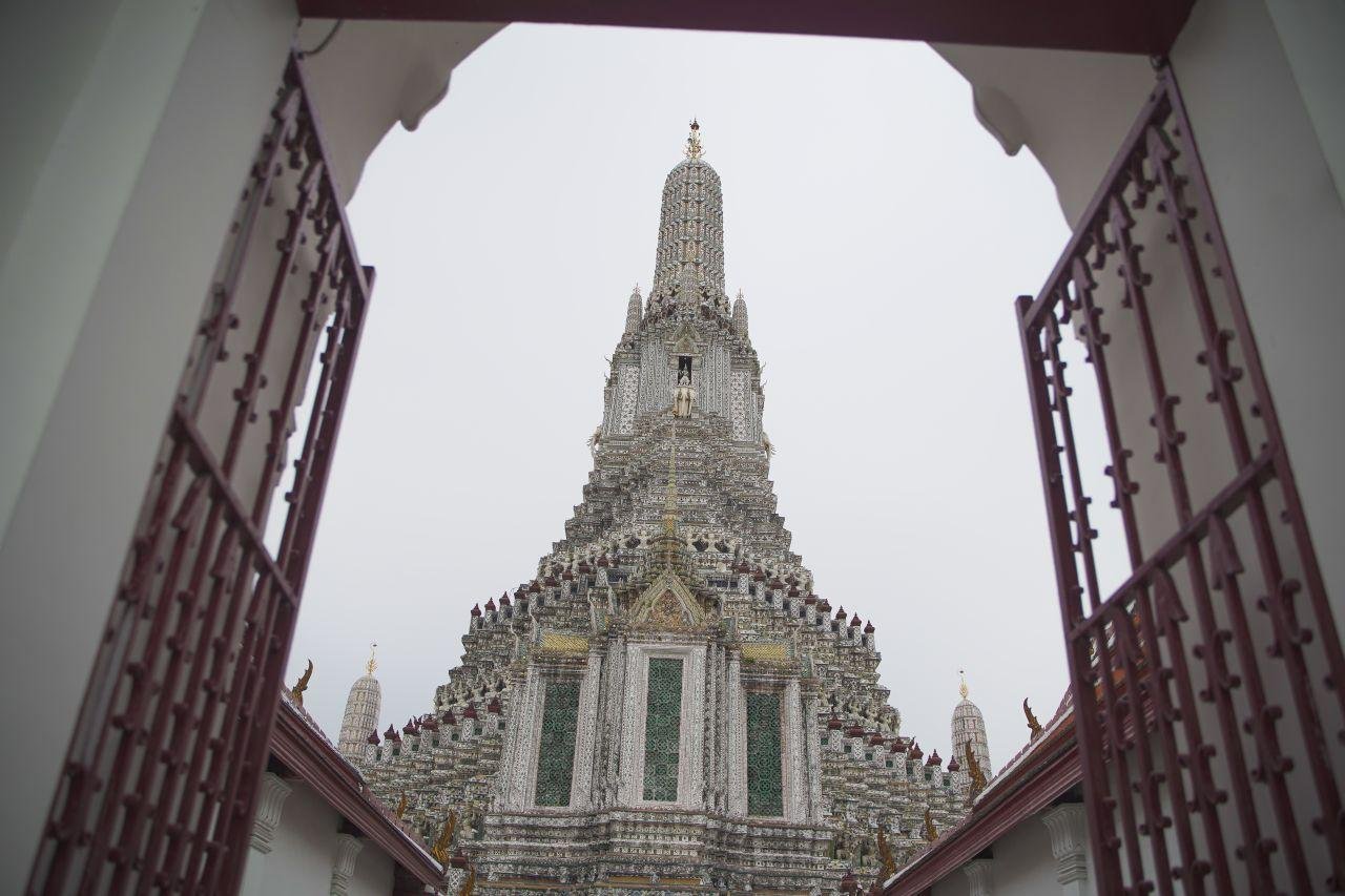 Bangkok Essential Icons: Grand Palace, Temples & Canal Cruise