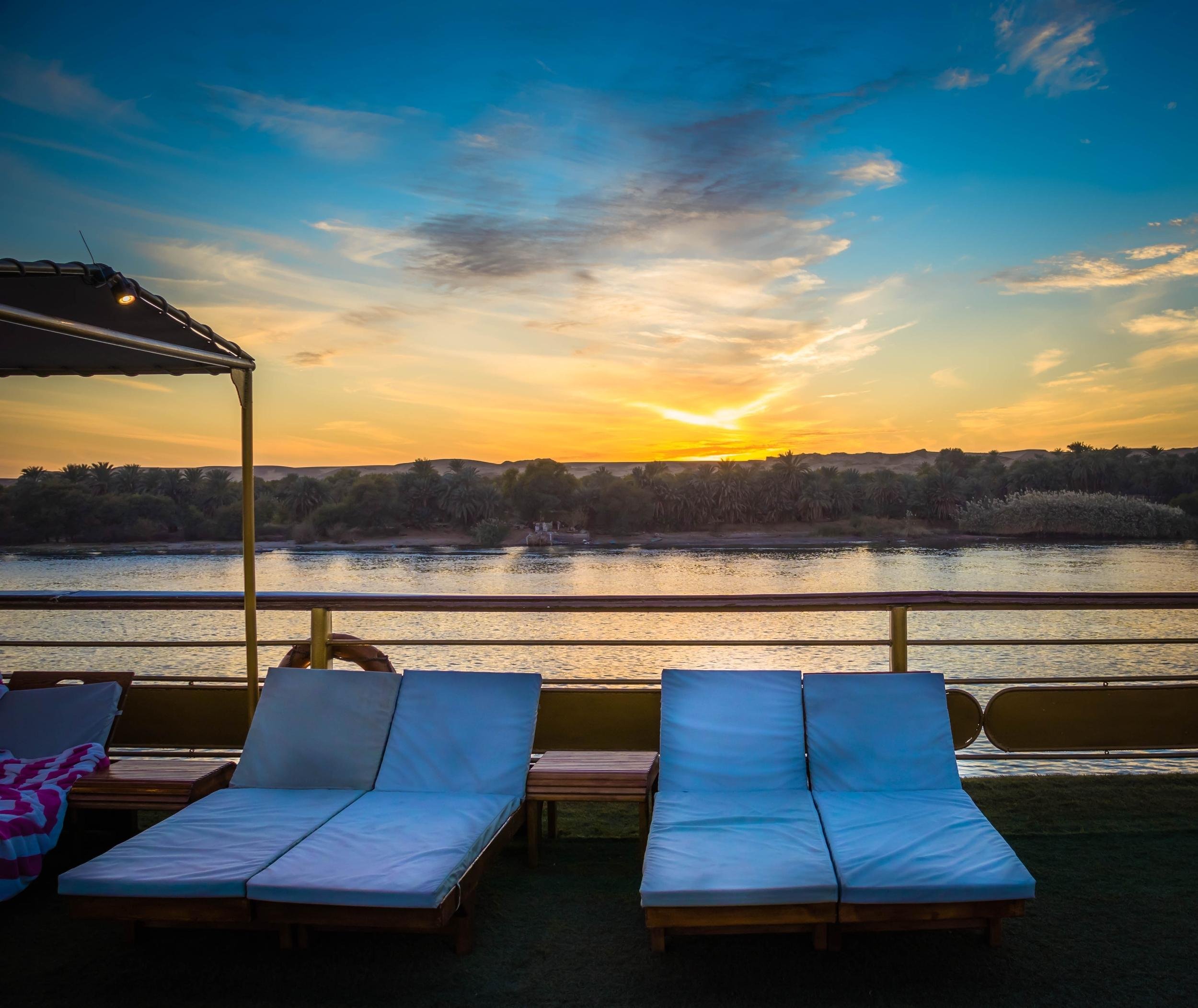 5-Day Private Egyptian Highlights Expedition with Domestic Flights