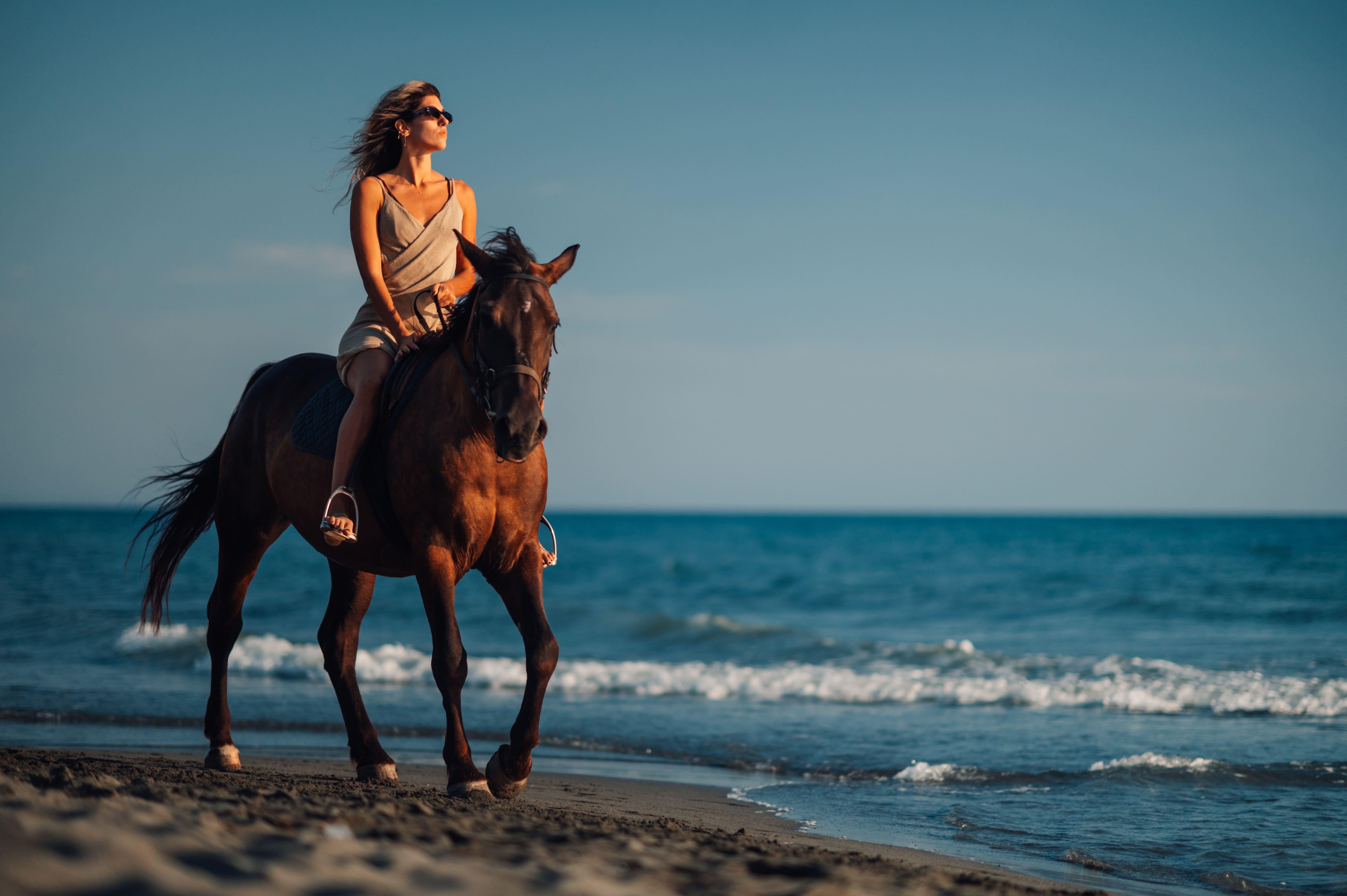 Ubud Nature Journey: Horseback Riding, Turtle Sanctuary & Waterfall