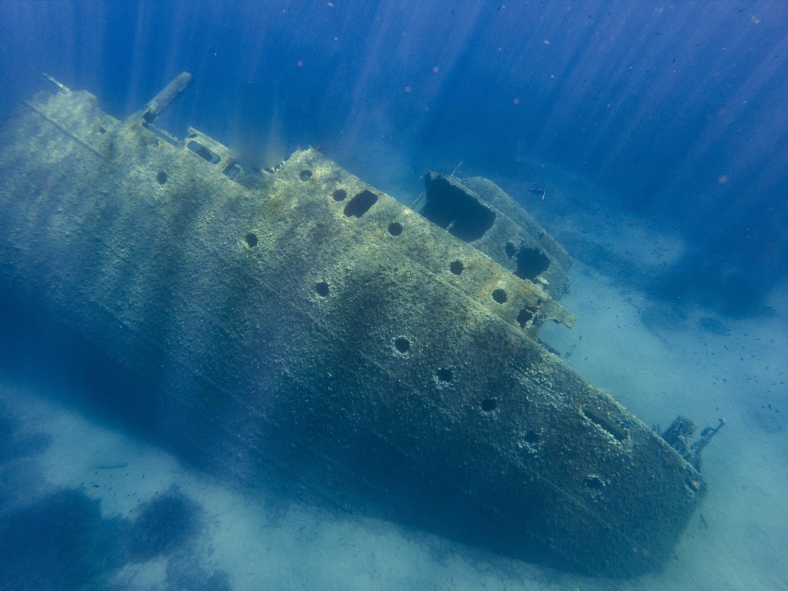 Elba Coastal Discovery: Blue Grotto, Cavoli & Shipwreck Snorkel