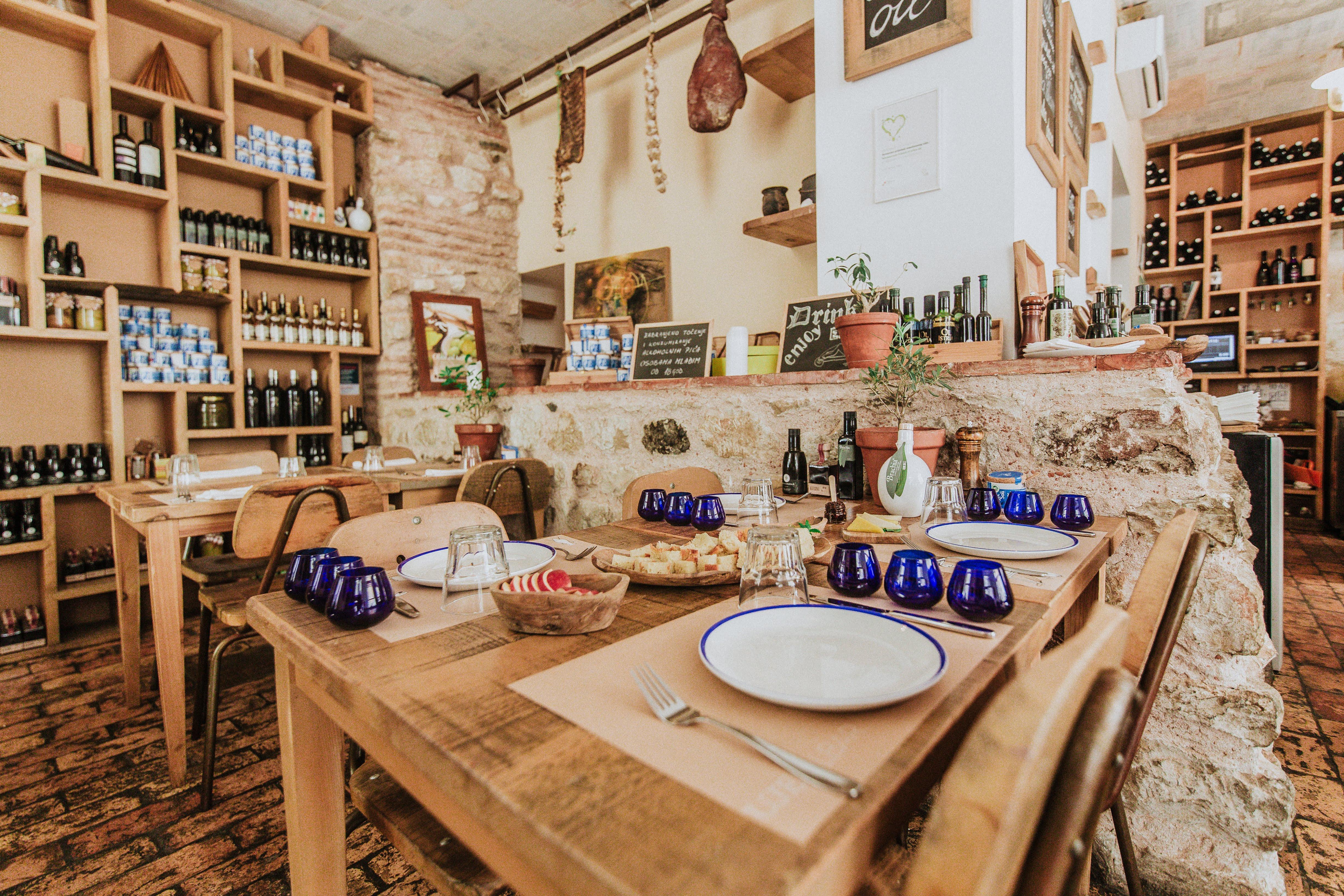 Split Olive Oil & Wine Tasting Experience