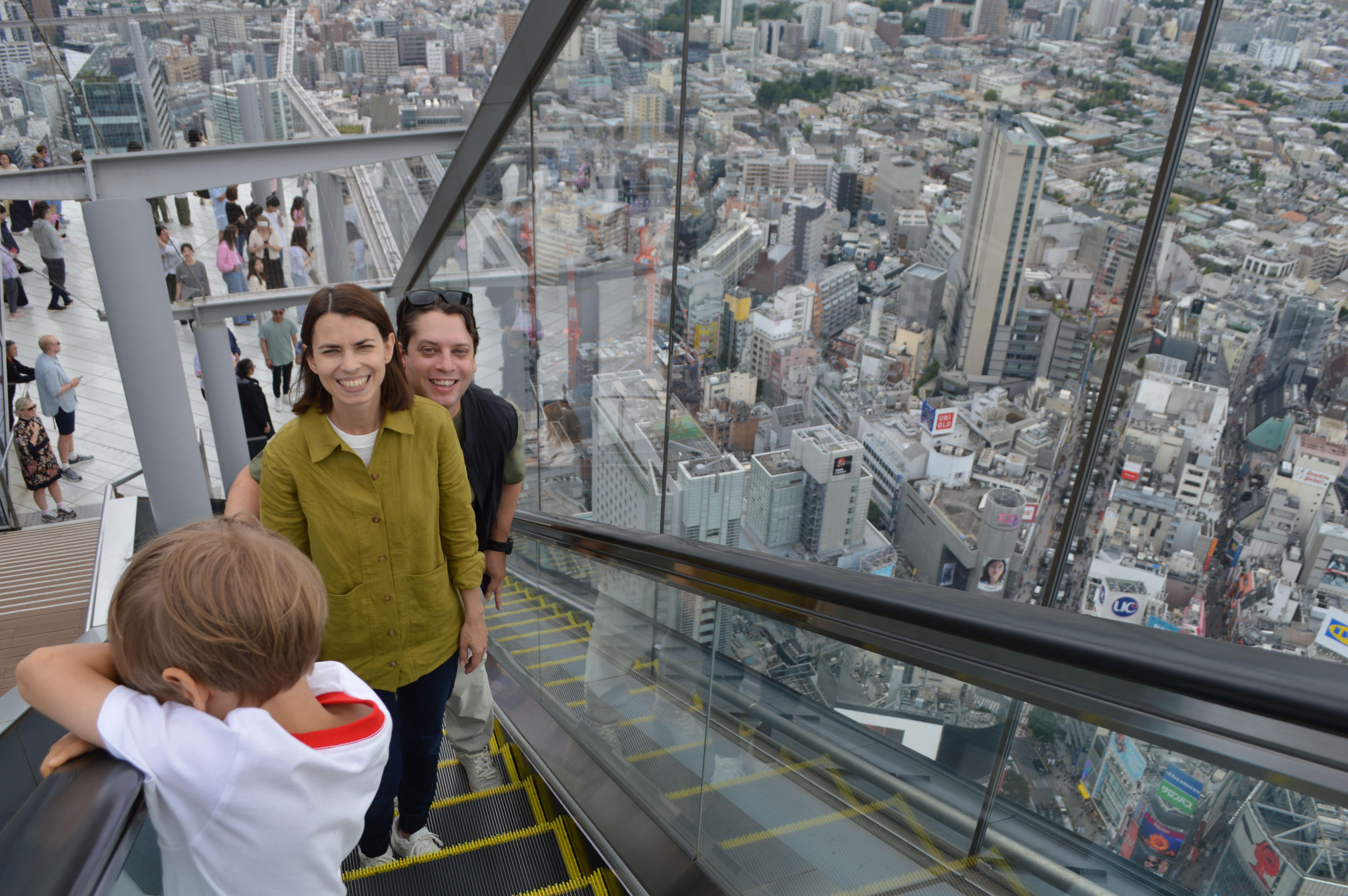 Shibuya Pop Culture Walk & Sky Observation Tour