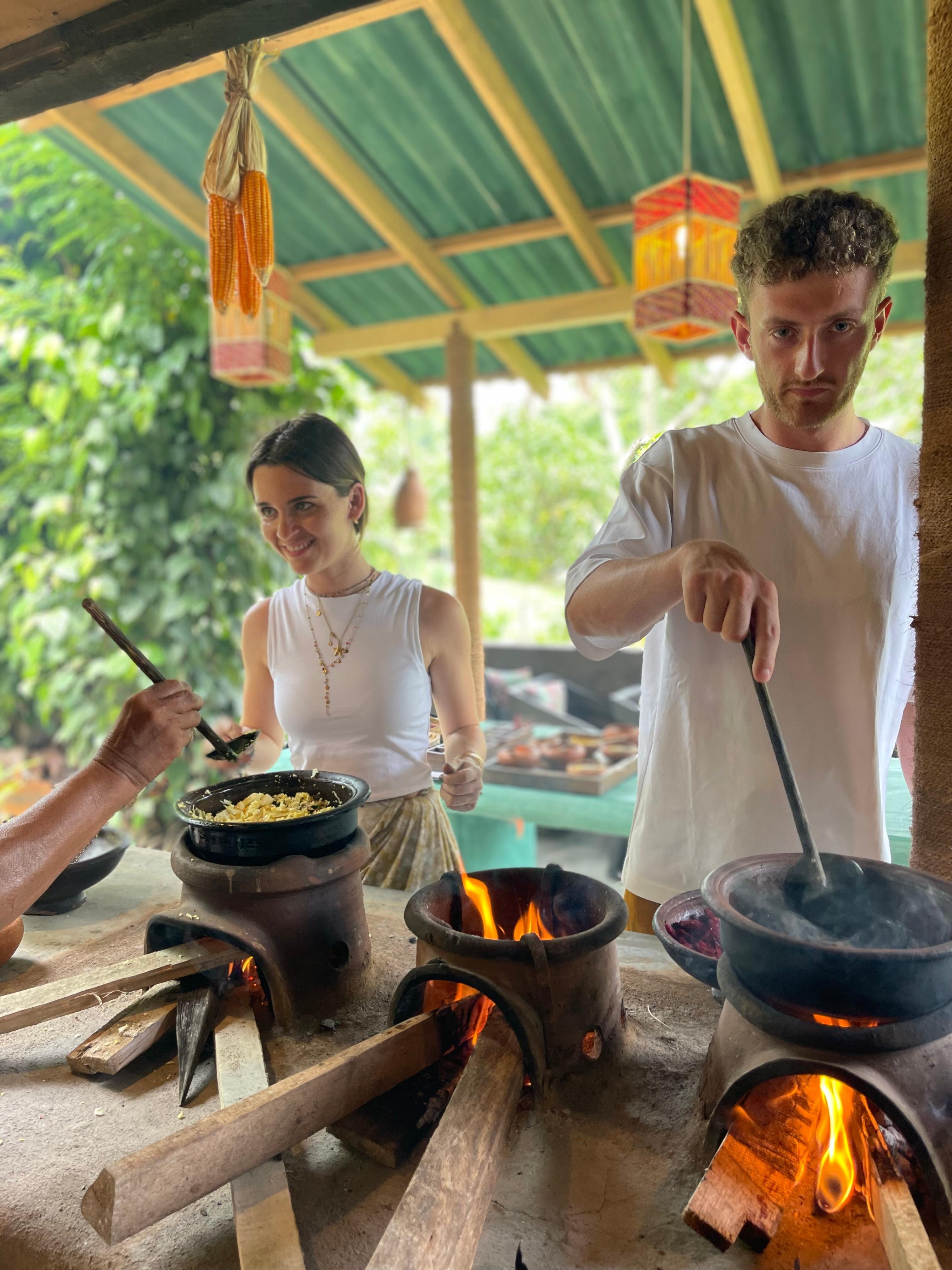 Authentic Wood-Fired Sri Lankan Cooking Class in Kandy