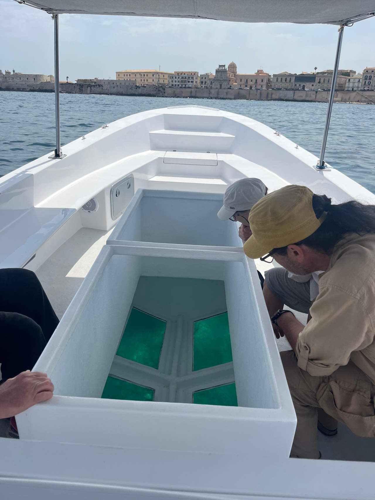 Syracuse Glass-Bottom Boat Tour: Ortigia Coastline, Sea Caves & Prosecco