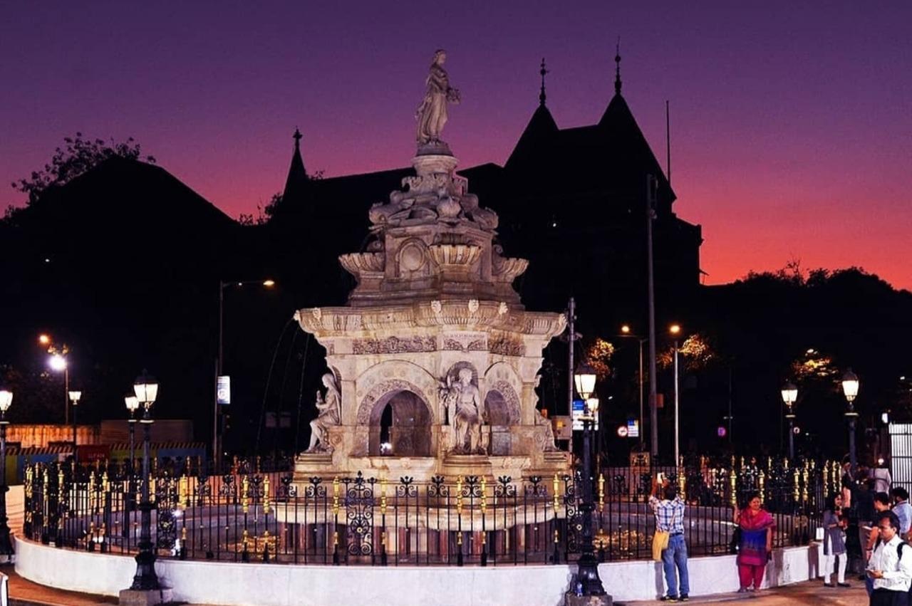 Mumbai Private Bollywood Studio & City Sightseeing Tour
